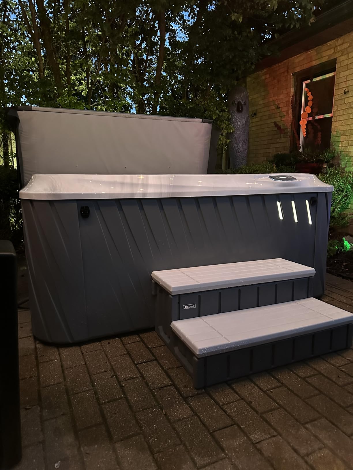 XtremepowerUS Universal Heavy Duty 2-Step Spa & Hot Tub Step Porch Steps with Large Storage Compartment Non-Slip Resistant Step Stairs 36