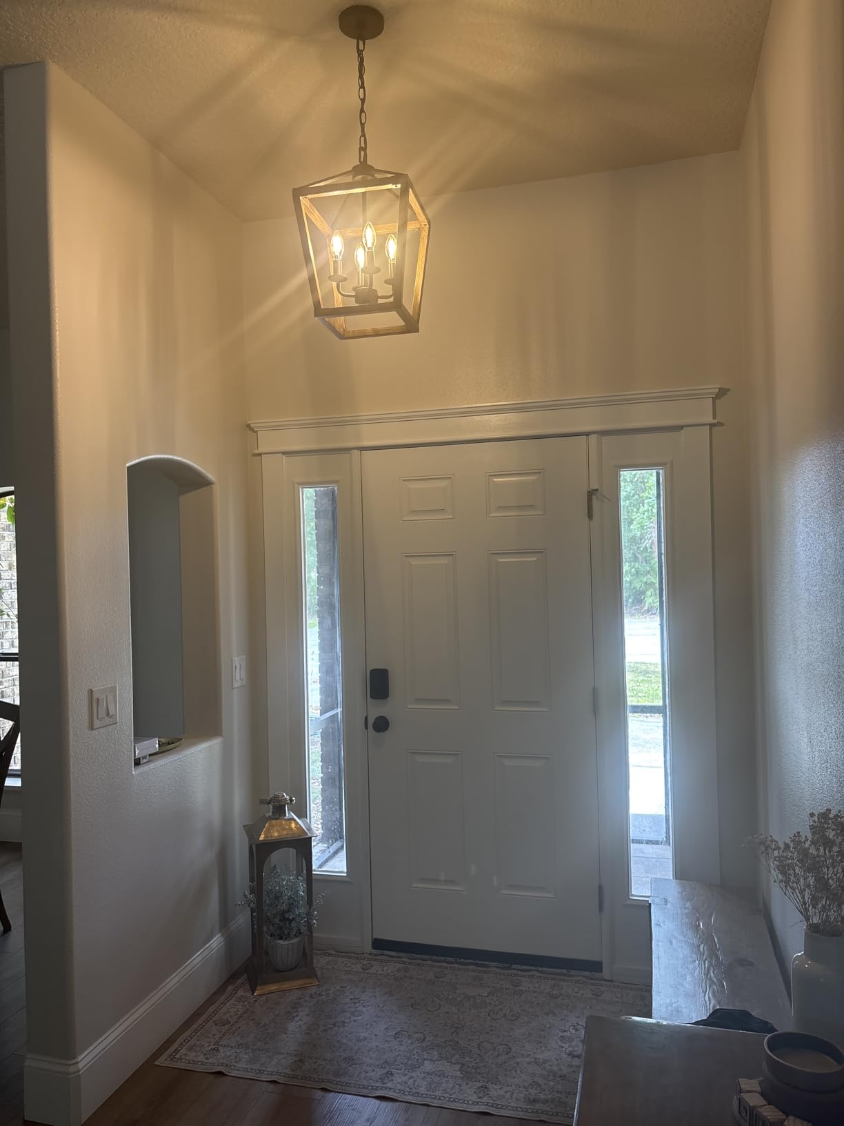 4 Light Farmhouse Chandelier, Rustic Ceiling Light Lantern Light Fixture with Wood Painted Metal Cage and Adjustable Chain, E12 Base Geometric Hanging Light Fixture for Entryway, Kitchen, Indoor customer photo 2