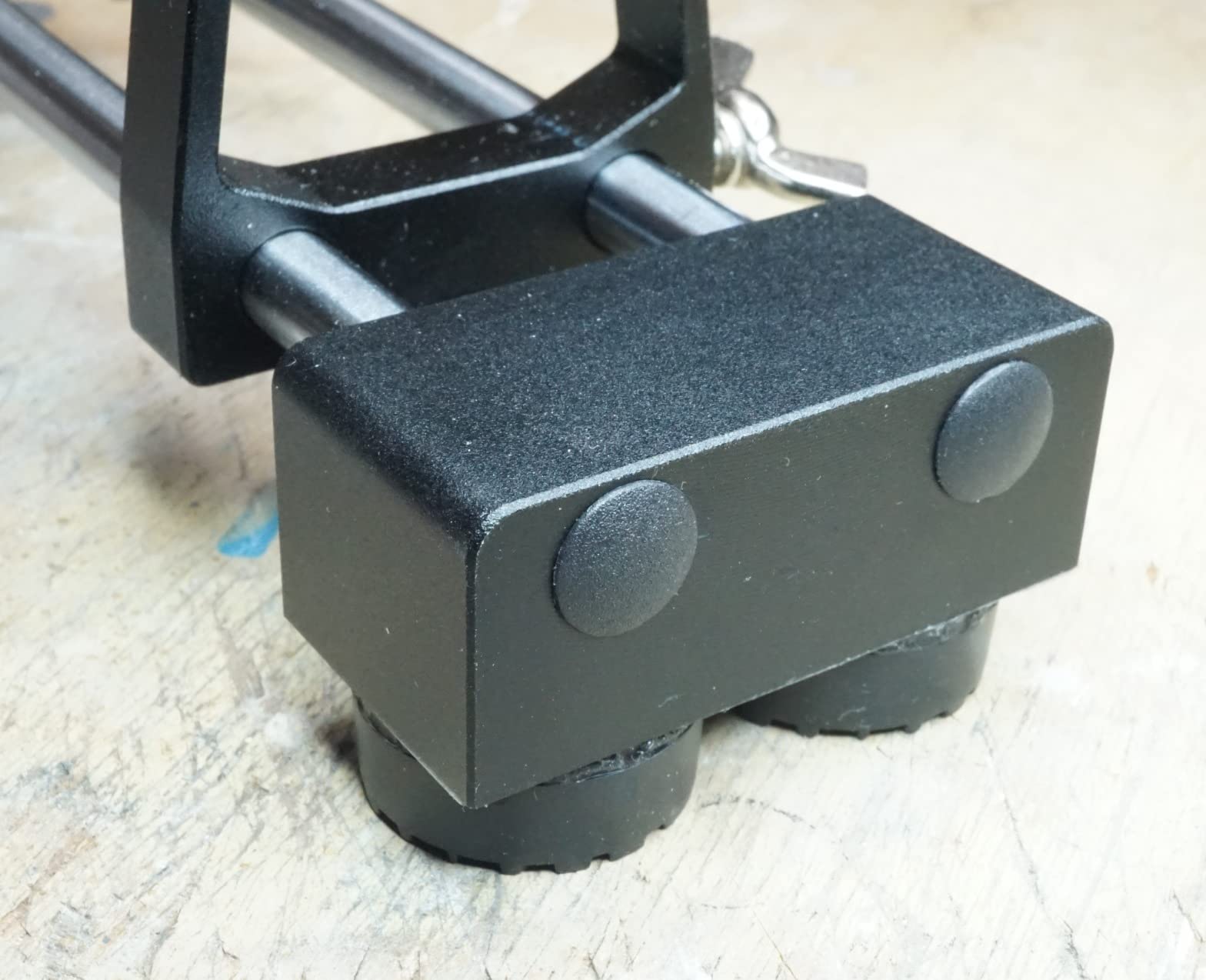 SainSmart Magnetic Adjustable Circuit Board Holder, Soldering Helping Hand, 360 Degrees Rotated customer photo 2