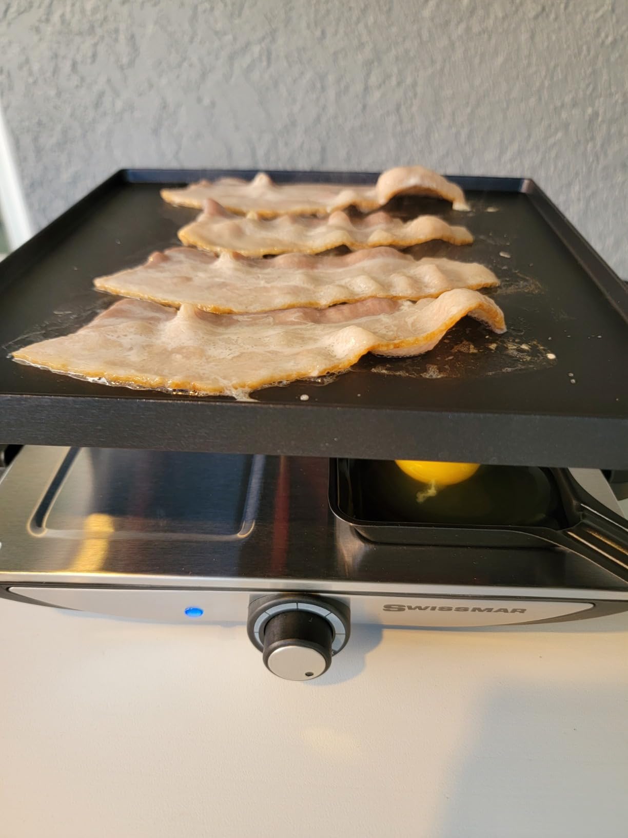 Swissmar Geneva Indoor Electric Raclette Grill, Cast Aluminum Top, 4-Person | Reversible Grill & Crepe Sides, 4 Heat-Resistant Spatulas & Dishes, Indoor & Outdoor Use, Enameled Matte Finish, Compact customer photo 2
