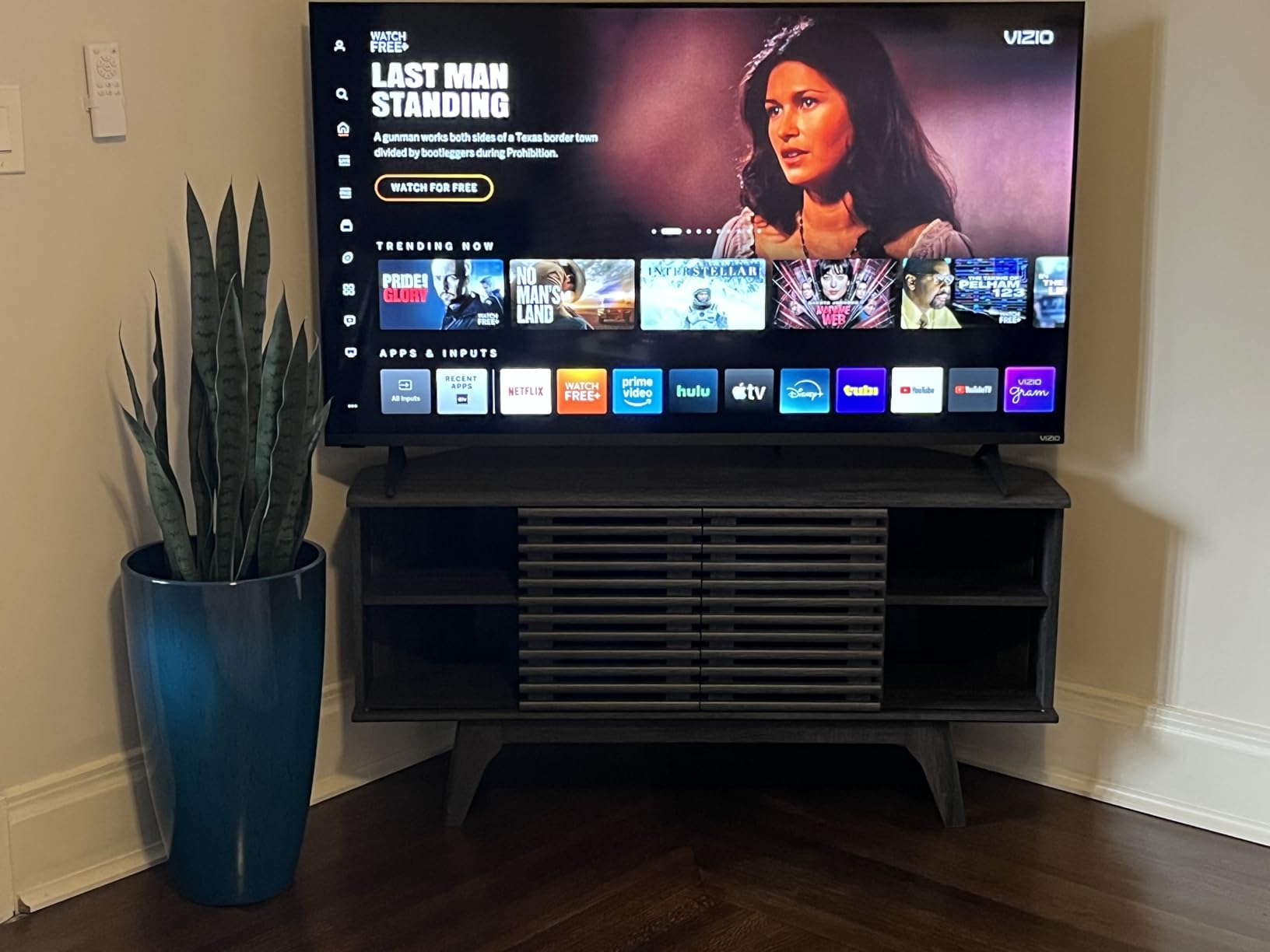 Modway Render Mid-Century Modern Low Profile Corner Media TV Stand in Walnut, 15 x 46 x 23 customer photo 2