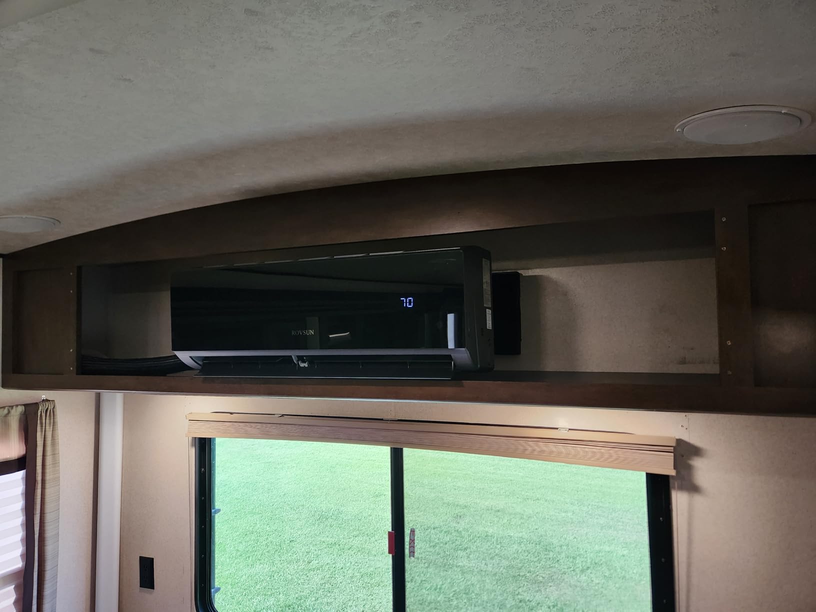 12000 BTU Wifi Enabled Mini Split Air Conditioner & Heater with Inverter, 20 SEER2 Energy Saving 115V Ductless Split AC Unit with Pre-Charged Condenser, Heat Pump & Installation Kit customer photo 1