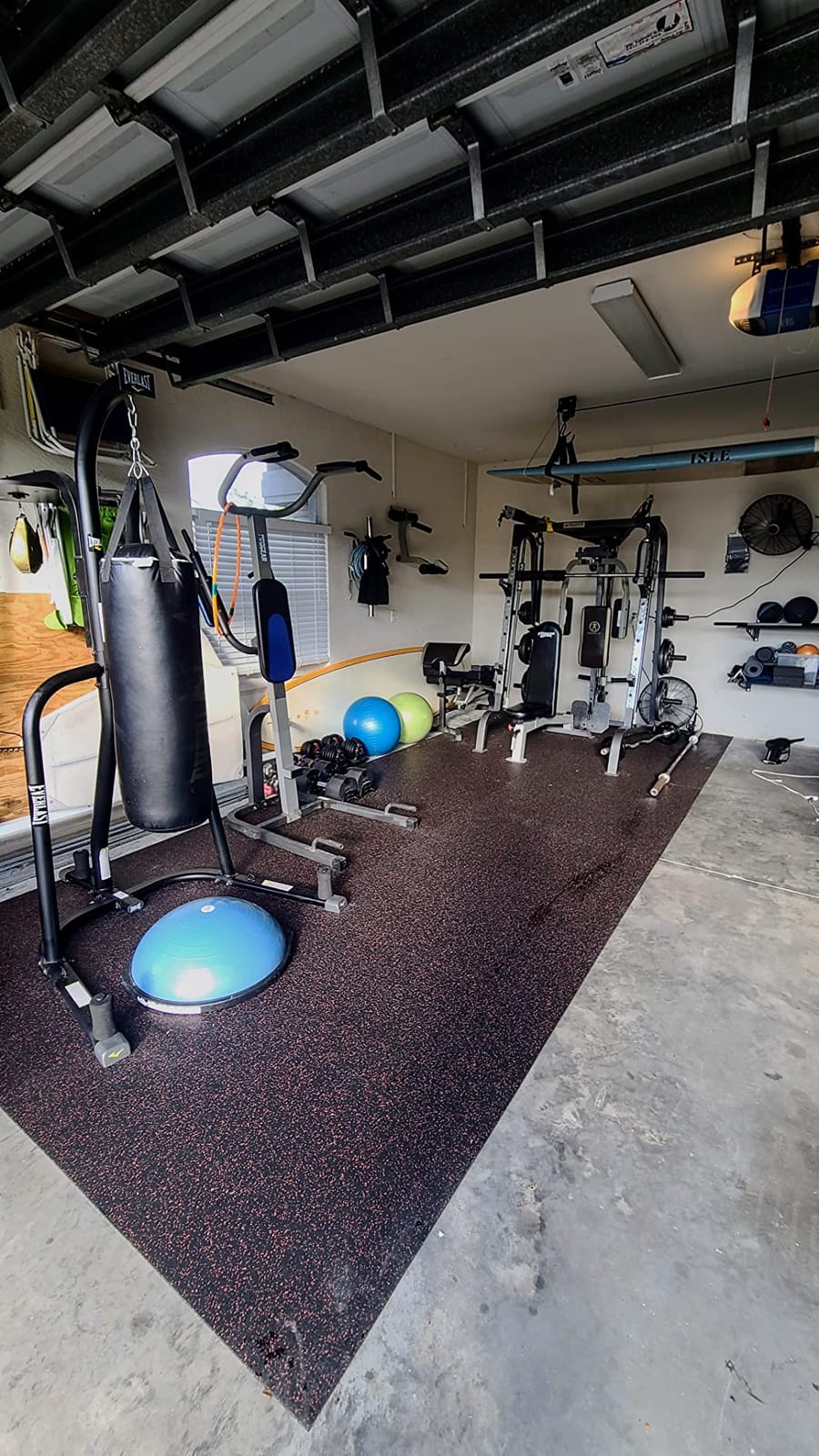 Genaflex Rubber Gym Floor Mat - 8mm Thick - Heavy Duty Commercial Protective Gym Flooring Roll (10% Blue, 4' X 6') customer photo 1