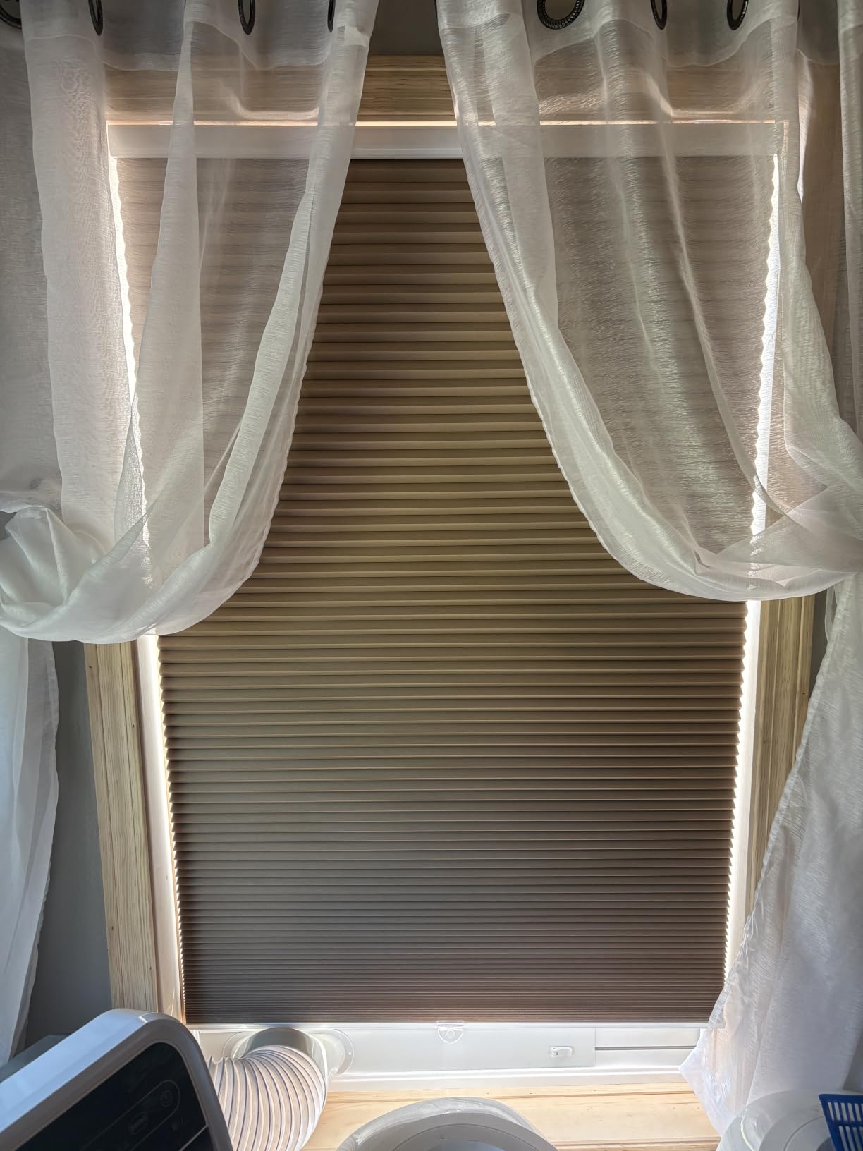 MYshade 1.5-Inch Cellular Cordless Blackout Shades, Thermal Insulating Noise Reducing Waterproof Blinds, Honeycomb Window Treatments for Indoor Light Control (White-Custom) customer photo 2