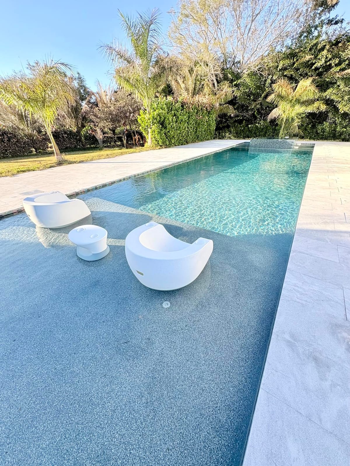 Tenjam Moon Chair in Pool Lounge Chairs for Sun Shelf Set of Two, Pool Chairs and Lounger for in Pool Tanning Ledge Support up to 12