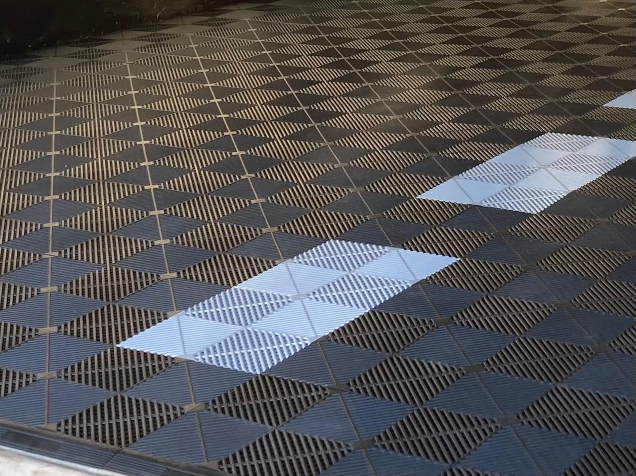 SafeRacks Vented Interlocking Garage Floor Tiles - Black, 16 Pack customer photo 2