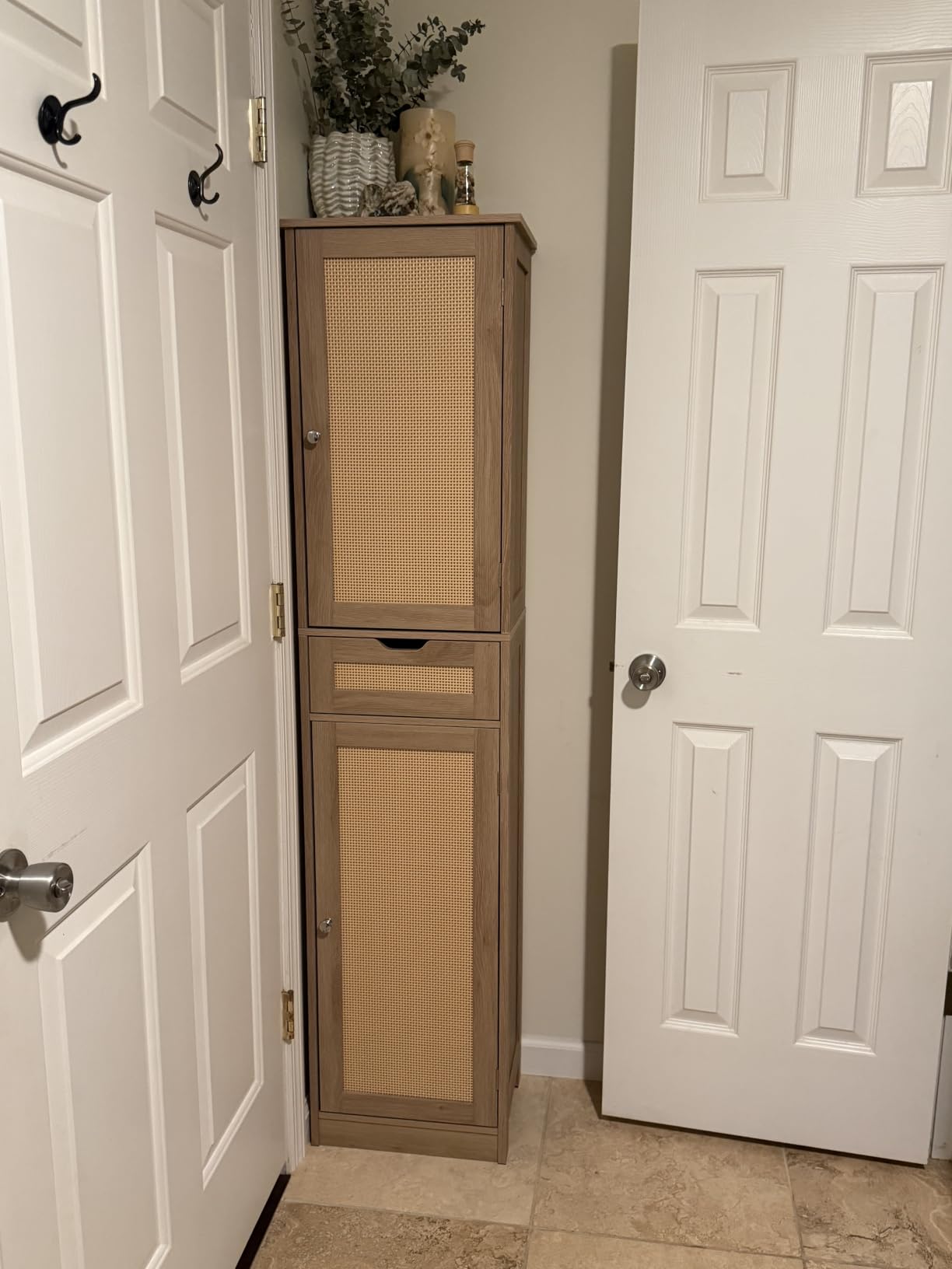Iwell Tall Narrow Storage Cabinet with Doors, Rattan Cabinet with Adjustable Shelves, Freestanding Linen Storage for Living Room, Entryway, Kitchen, Bathroom, Natural customer photo 2
