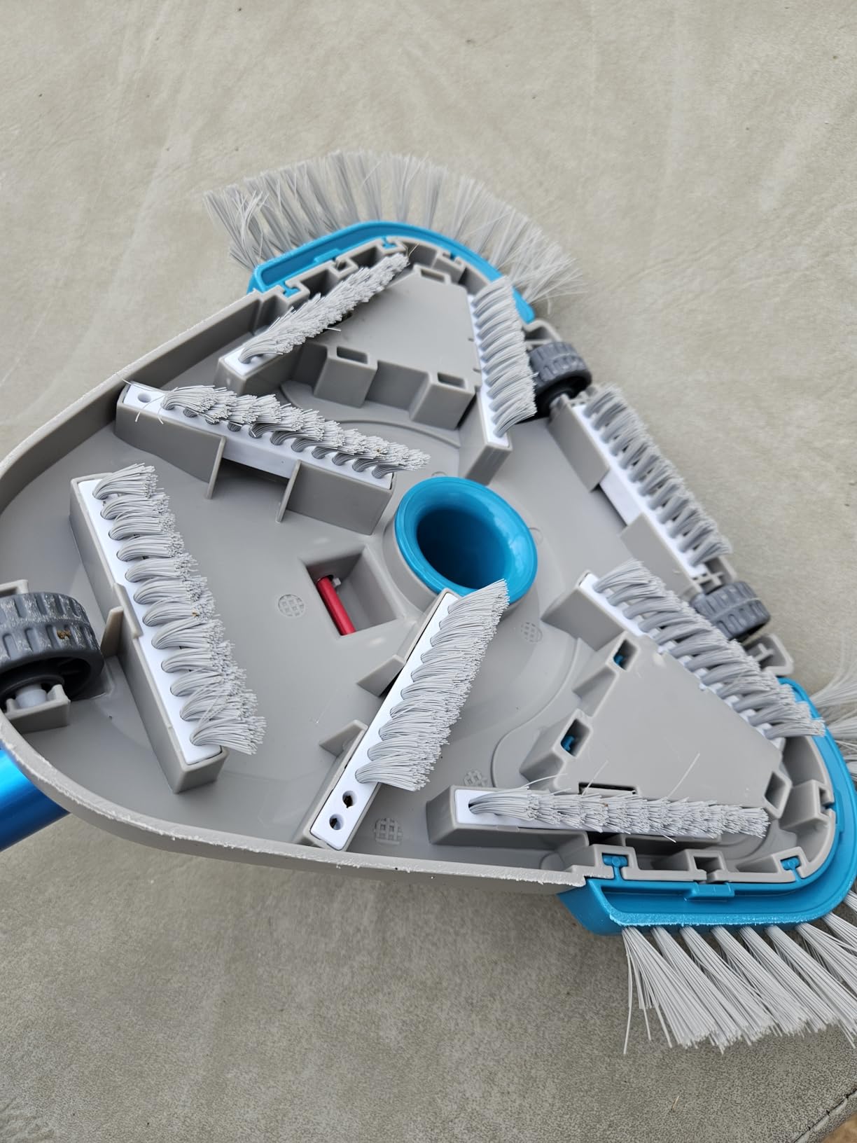 Weighted Triangular Pool Vacuum Head with Brush, Safe for Vinyl Liner Pool, Rotatable Hose Adapter, Manual Swimming Pool Cleaning Vac customer photo 1