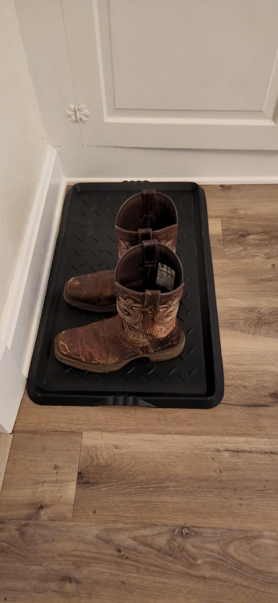 SUPENUIN Boot-Tray Heavy Duty Rubber Mat with Lip Waterproof Shoe Mat Tray for Entryway Indoor Outdoor Multi Use Catch All Trays Entryway Shoe Storage 16x27.5 Inches customer photo 2