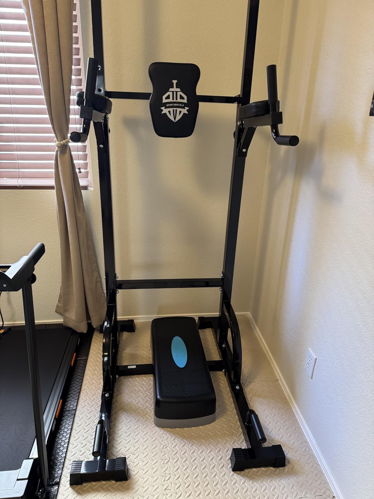 SPORTSROYALS Free Standing Pull Up Bar, Power Tower for Home Gym Training | Sturdy Free Standing Workout Station for Pull-Ups, Dips, Leg Raises and Full-Body Home Gym Strength Training customer photo 1