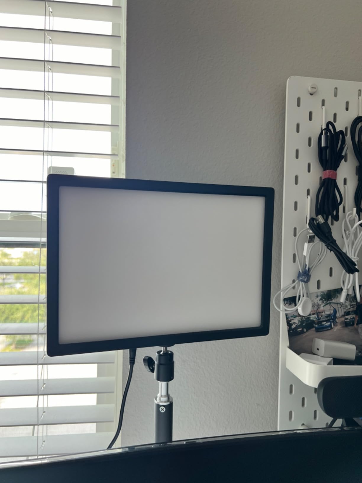 NEEWER 25W 12.9