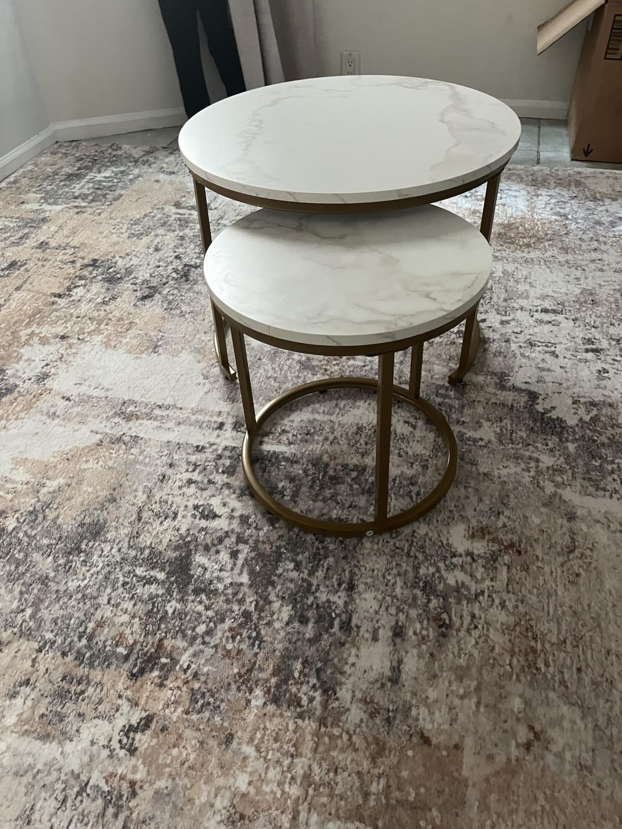 aboxoo Round Nesting Coffee Table Side Table Set of 2 End Tables for Living Room Bedroom Balcony, White Faux Marble Wooden Table Accent Coffee Table with Black Steel Frame customer photo 1