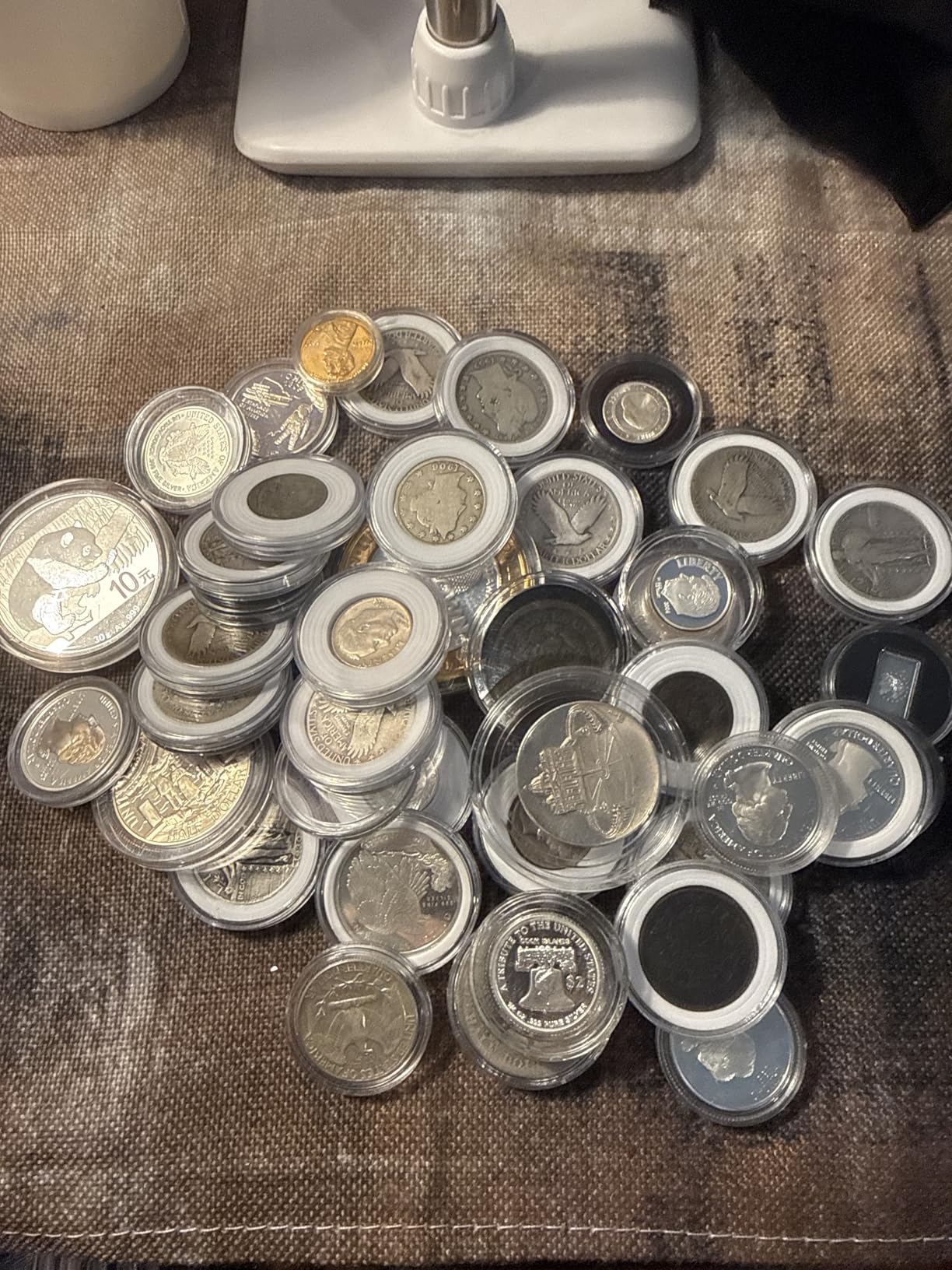 MUQING 240 PCS 30mm 5 Size Plastic Coin Capsule Holder | Protect Gasket Coin Case for Collectors, Round Coin Collecting Supplies with Storage Box customer photo 1
