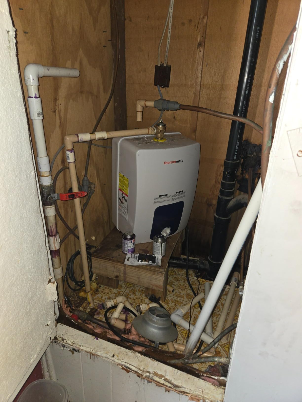 ThermoMate Mini Tank Water Heater Electric, ES250B 2.5 Gallon Point of Use Under Sink Water Heater, 120V Corded Wall or Floor Mounted, UL Listed customer photo 2
