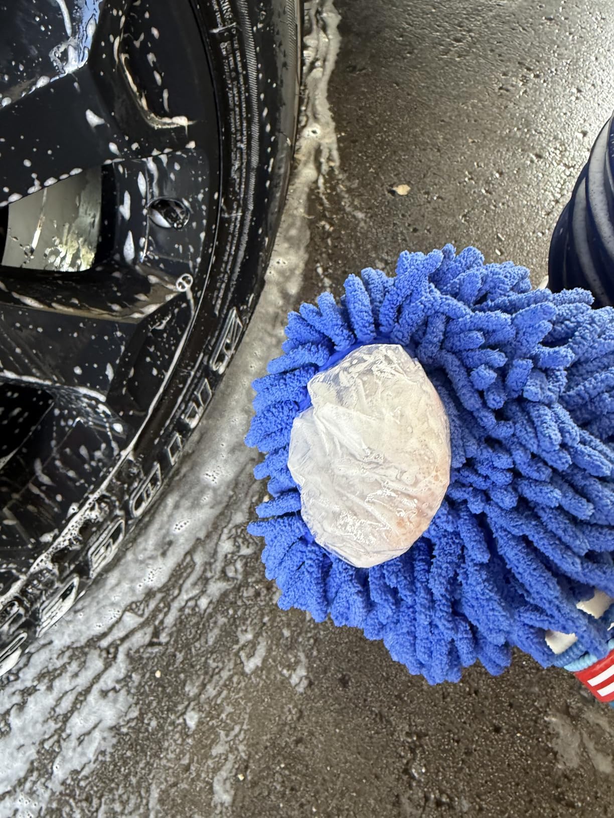 12Pcs Wheel Brush Kit for Cleaning Wheel and Tire, Wheel and Rim Brush, Car Detailing Brushes, Tire Brush, Bendable & Durable Car Wheel Rim Cleaner Brush Set,Car Detailing Cleaning Brush Supplies Kit customer photo 2