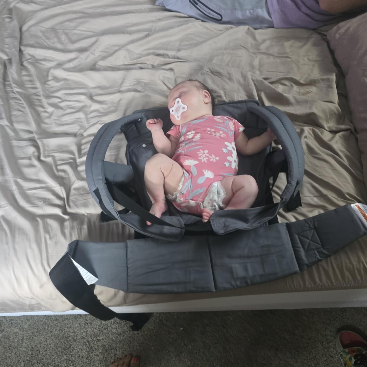 Momcozy PureHug Baby Carrier - Ergonomic, Cozy and Lightweight for 7-45 lbs | Easy to Put On, IHDI Hip-Healthy, 3D EVA Lumbar Support, X-Straps for Even Weight Distribution, 100% Cotton, Leopard customer photo 1