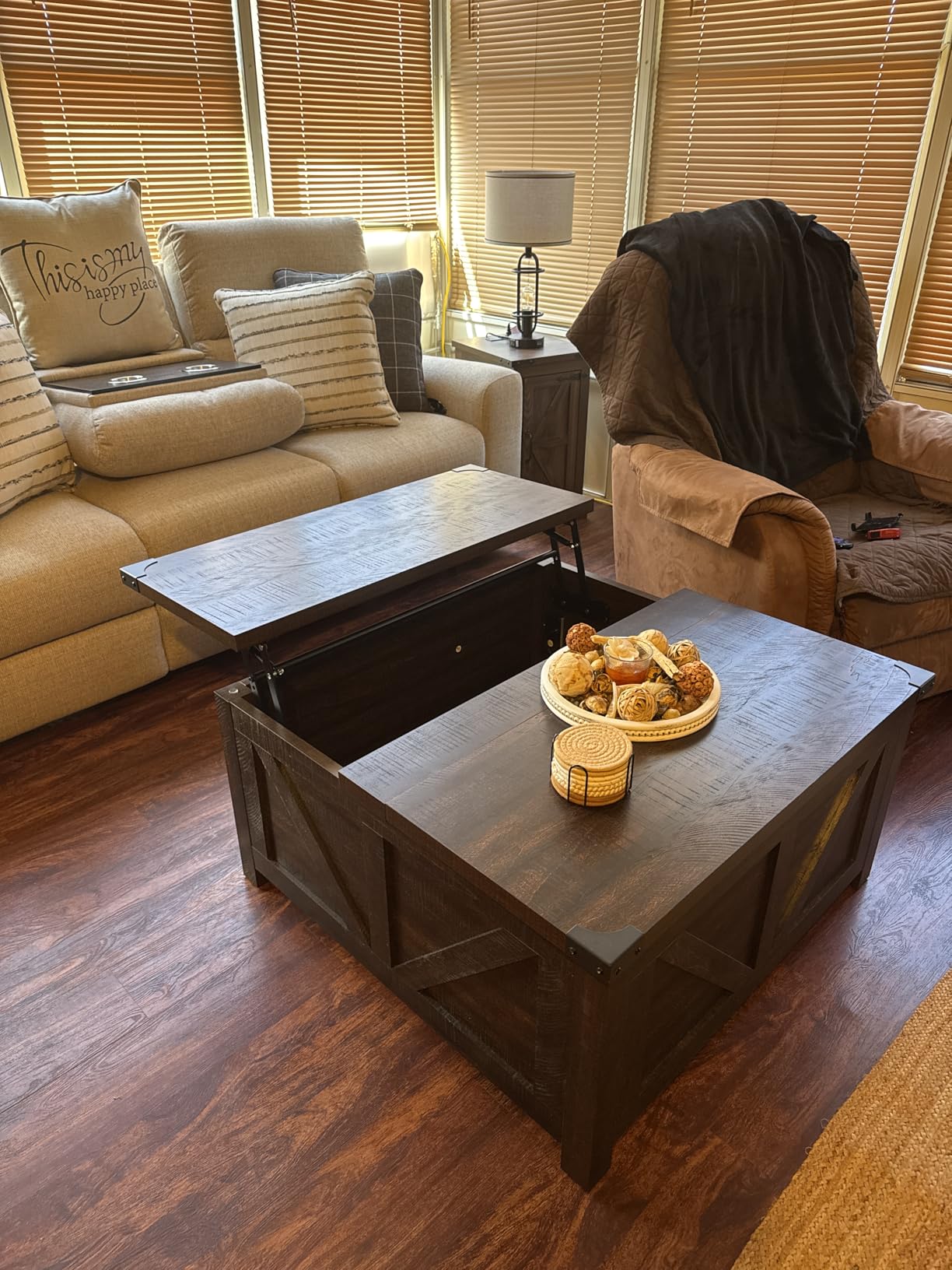jimeimen Farmhouse Lift Top Coffee Table with Storage, Wood Square Center Table with Charging Station&USB Port, Living Room Table w/Large Hidden Space, for Living Room, Bedroom, Home Office, White customer photo 2