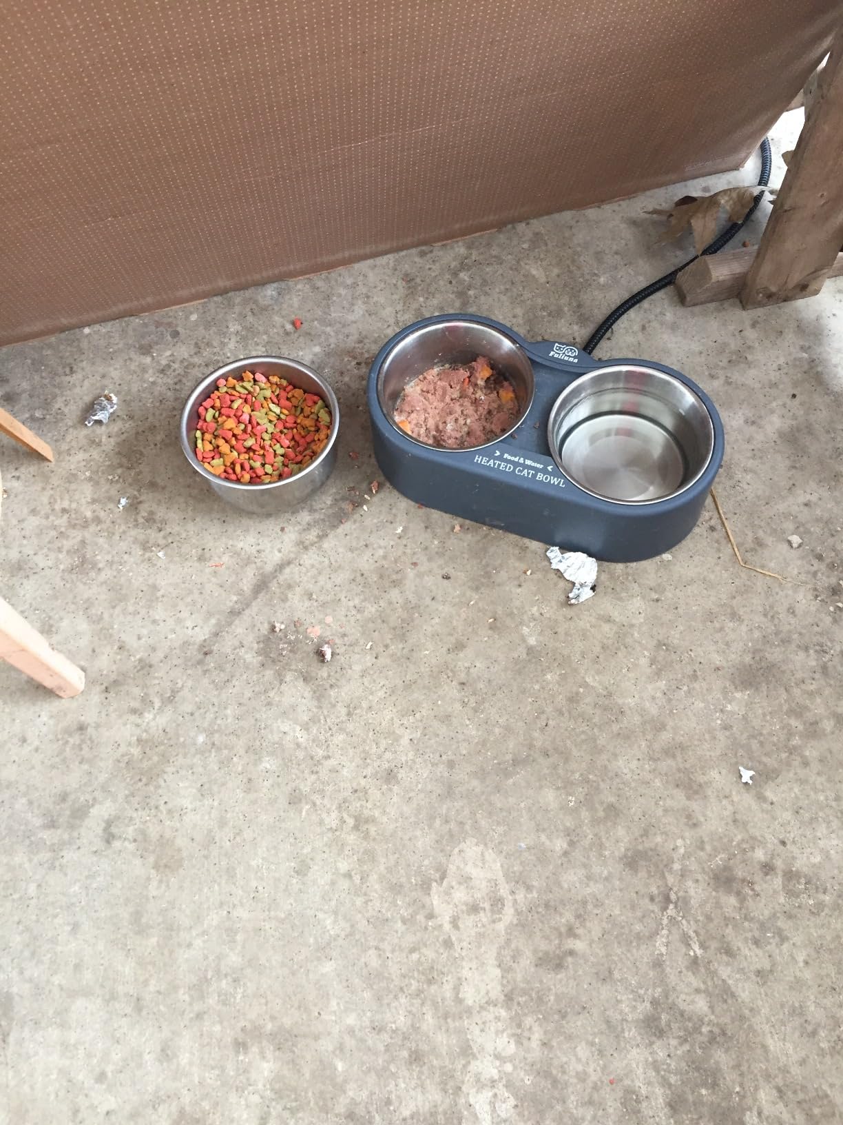 Heated Cat Bowl, Outdoor Heated Pet Bowls with Double Stainless Steel Bowl 24 OZ, Water Food Bowls for Cat Pet, Provide Drinkable Water and Hot Food in Winter customer photo 2