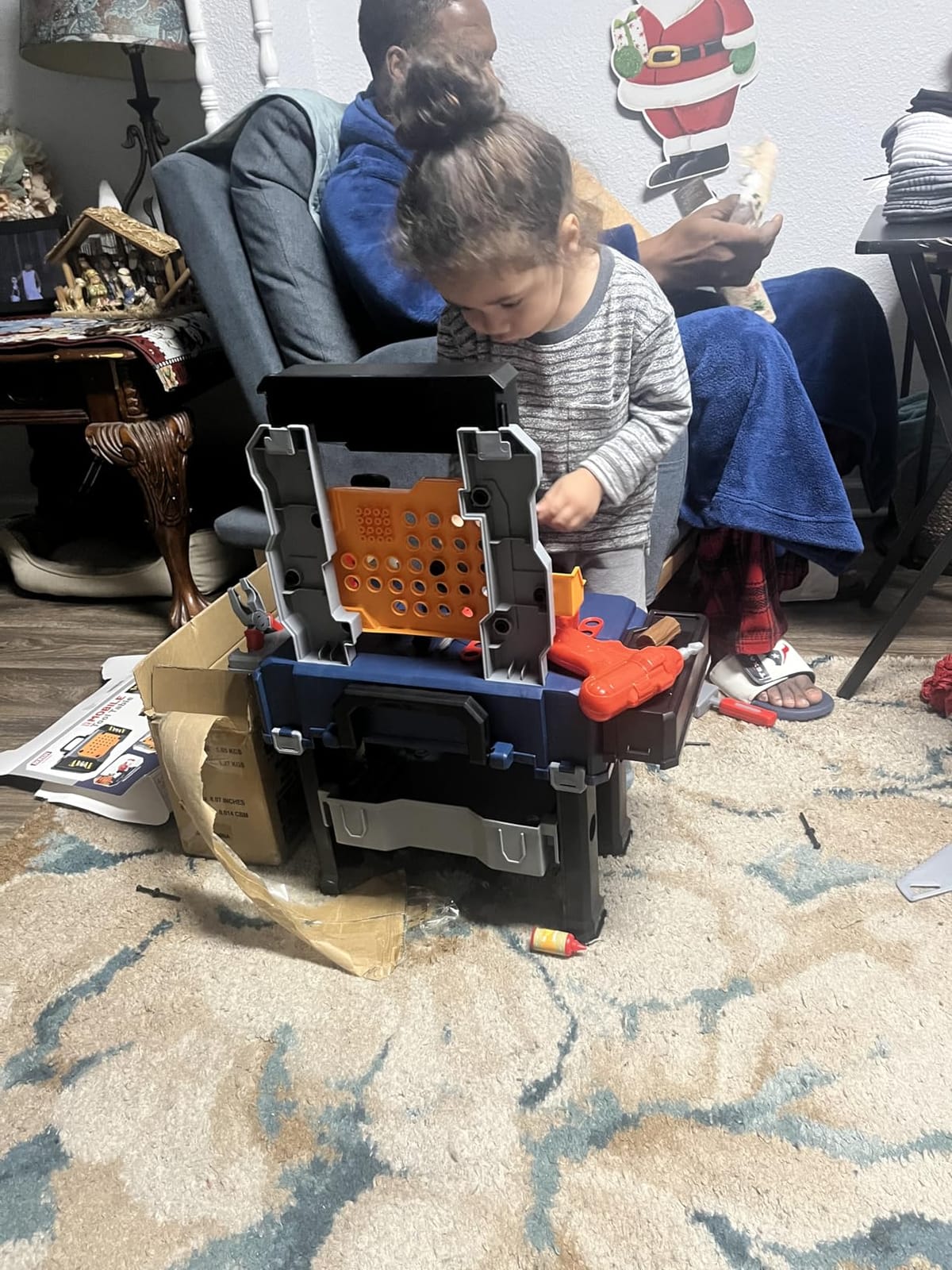 MUGEYMYD Kids Tool Bench Set with Electric Drill and Realistic Tool | Pretend Play Construction Workbench Toys for Toddlers, Build a Kids Tool Workshop Set for Boys and Girls, Ages 3-8 customer photo 1