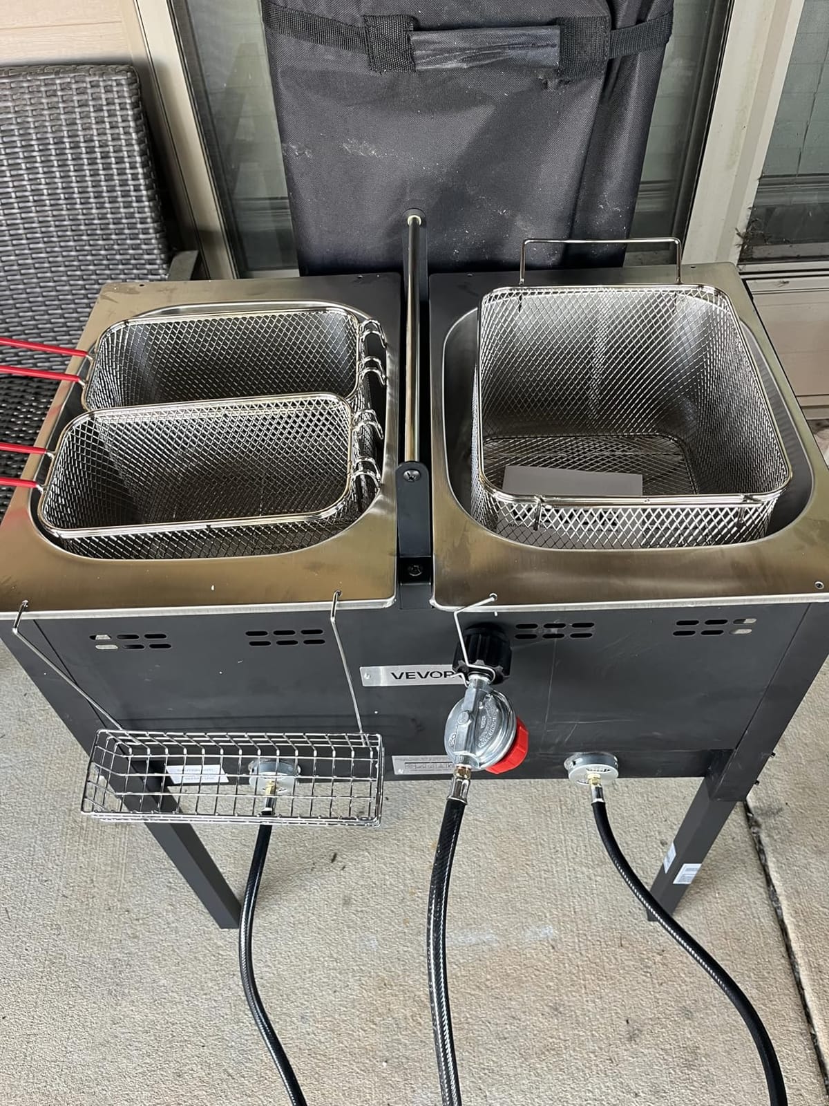 Outdoor Propane Deep Fryer, Double Burners Commercial Fryer, 16 Qt Stainless Steel Cooker with Removable Baskets & Lids & Tanks, Oil Fryer Cart with Thermometer & Regulator, For Outdoor Cooking customer photo 2
