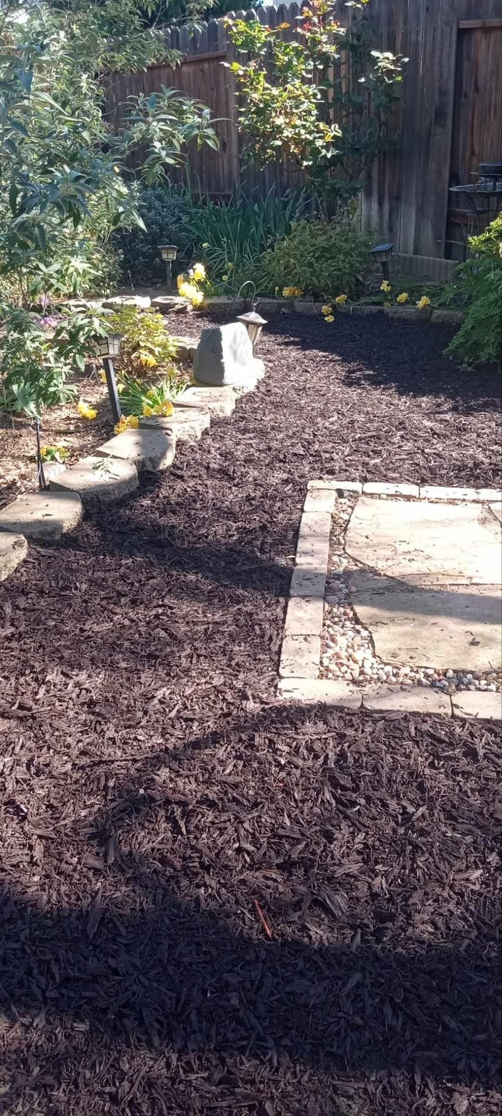Rubberific Premium Shredded Rubber Mulch for Gardens, Lawns, and Landscaping | Long Lasting Color | Looks Like Natural Wood Mulch (37.5 CU. FT. - 675 LBS, Black) customer photo 2