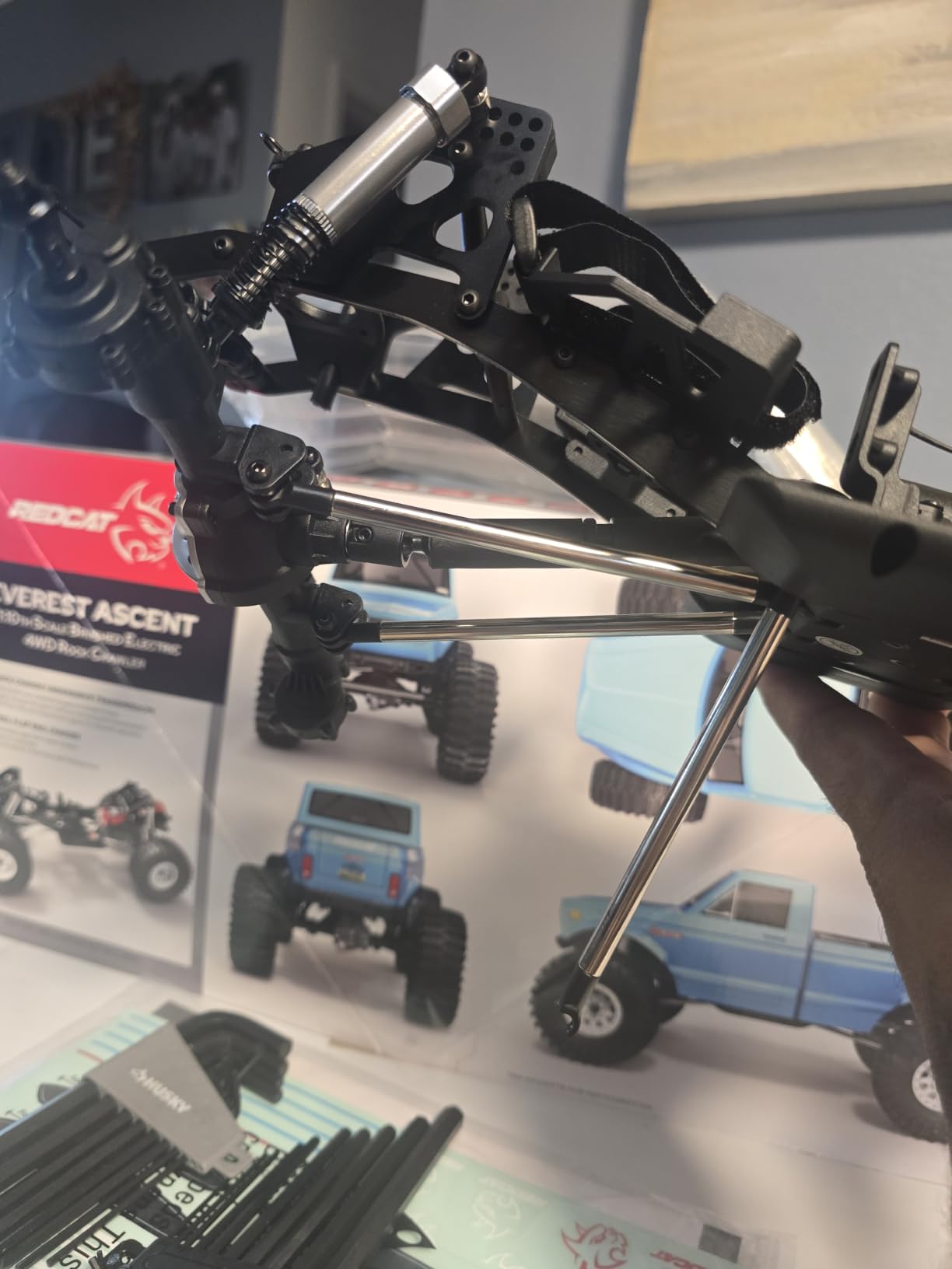 Ascent 1/10 Scale LCG Performance RTR RC Rock Crawler Truck - Brushed 42T Motor, Portal Axles, 4WD, Aluminum Shocks, RTX-4C Radio - RC Truck - Blue customer photo 2