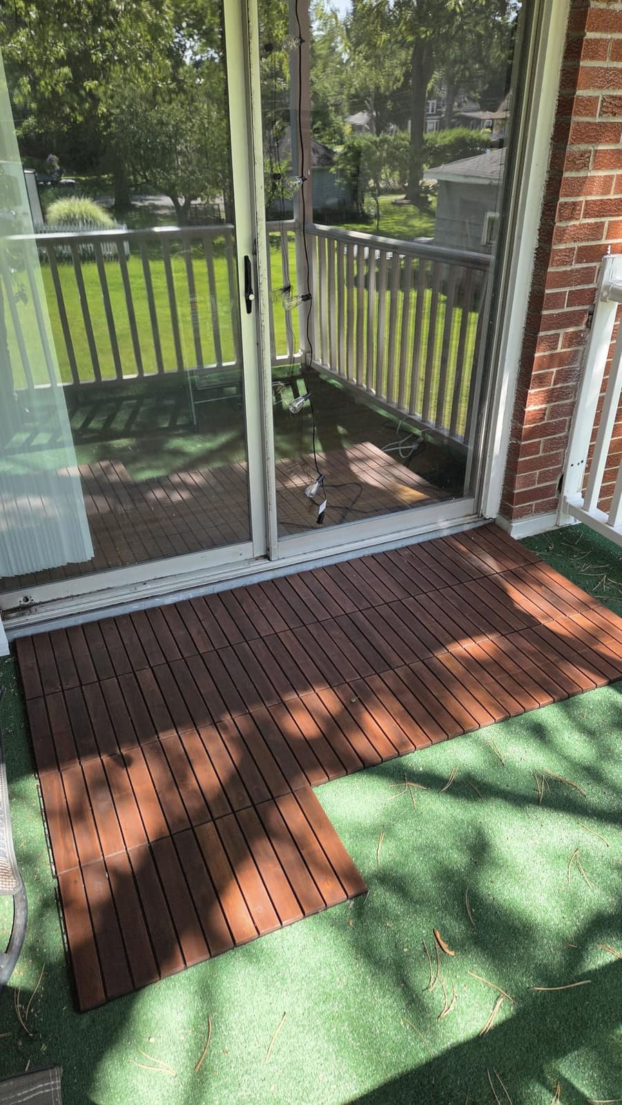 THYOI Premium Deck Tiles, 10 Pcs Patio Flooring - Golden Teak - Crossed | Square Joints - Interlocking Deck Tiles, 12