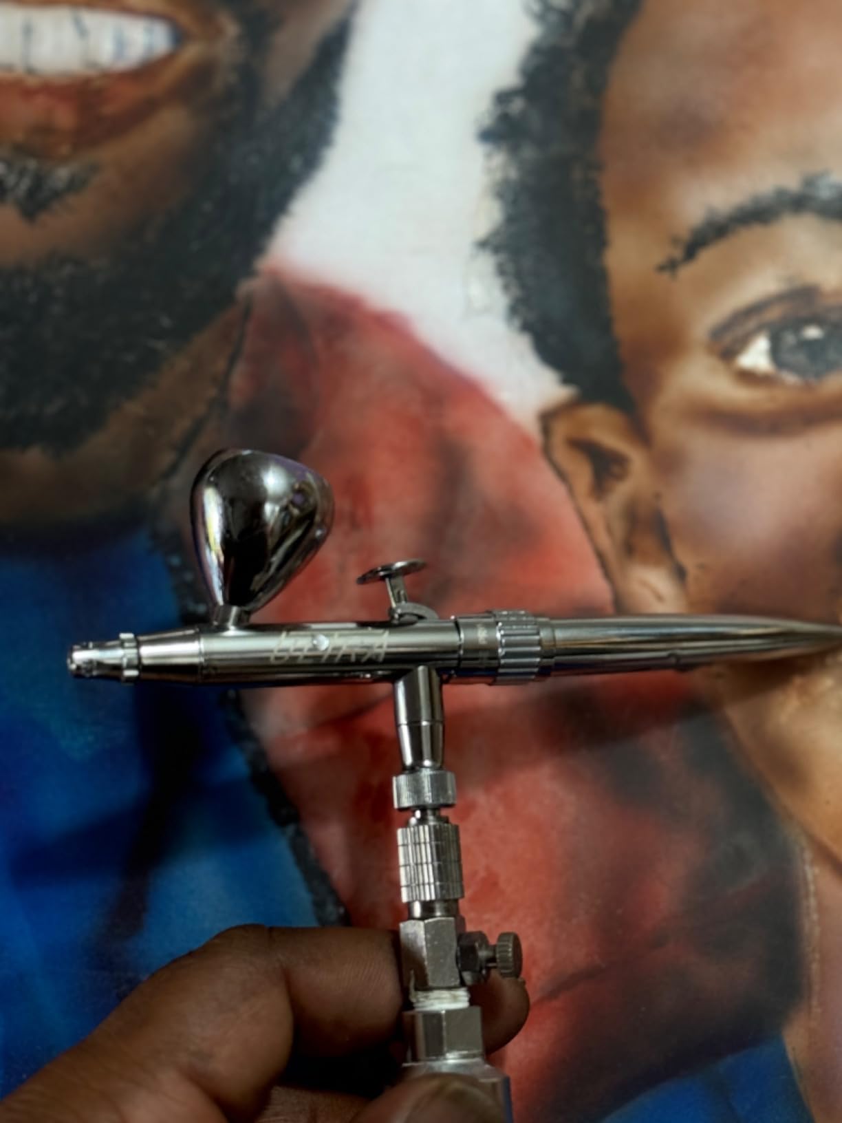 Harder & Steenbeck Ultra 2024 Airbrush, German-Engineered | Dual Action Painting Set with Gravity-Feed Airbrush with 0.45mm Self-Centering Nozzle, 5ml Paint Cups - 120231 customer photo 1