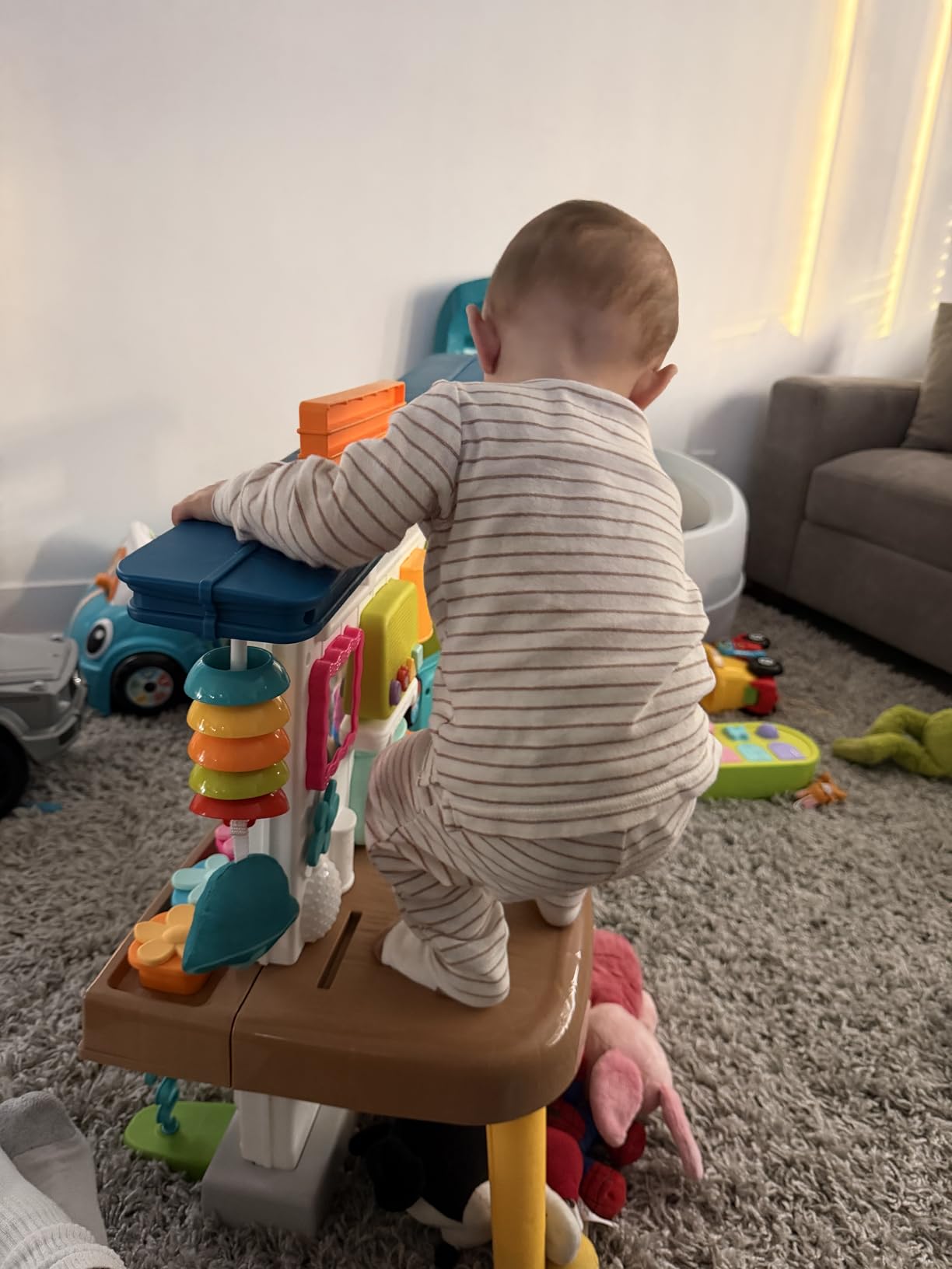 Fisher-Price Baby Learning Toy Laugh & Learn Ultimate Playhouse with Smart Stages & 9 Pretend Play Accessories, Infants & Toddlers Ages 6+ Months customer photo 1
