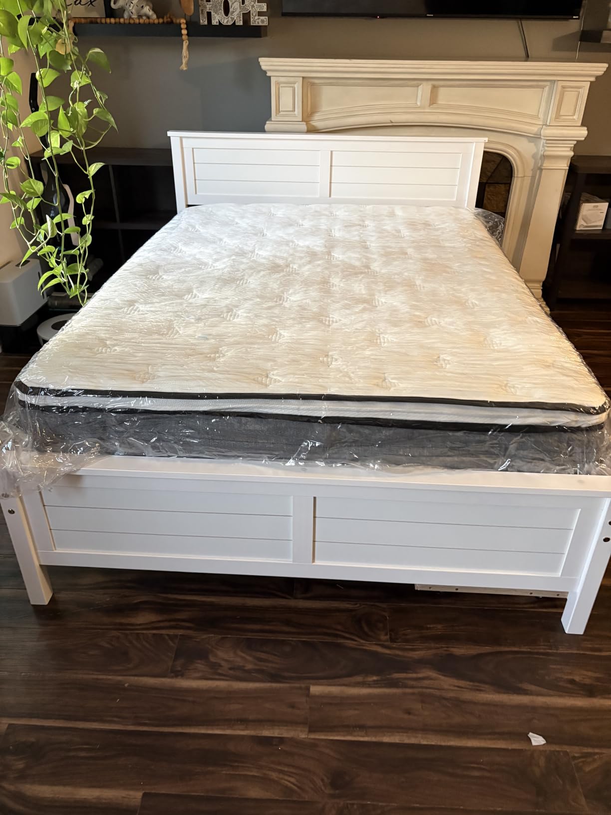 Giantex Wood Twin Bed with 2 Storage Drawers, Solid Wood Platform Bed with Headboard, Wooden Slats Support Mattress Foundation, No Spring Needed, Twin Bed Frame for Kids, Teens, Adults, White customer photo 1