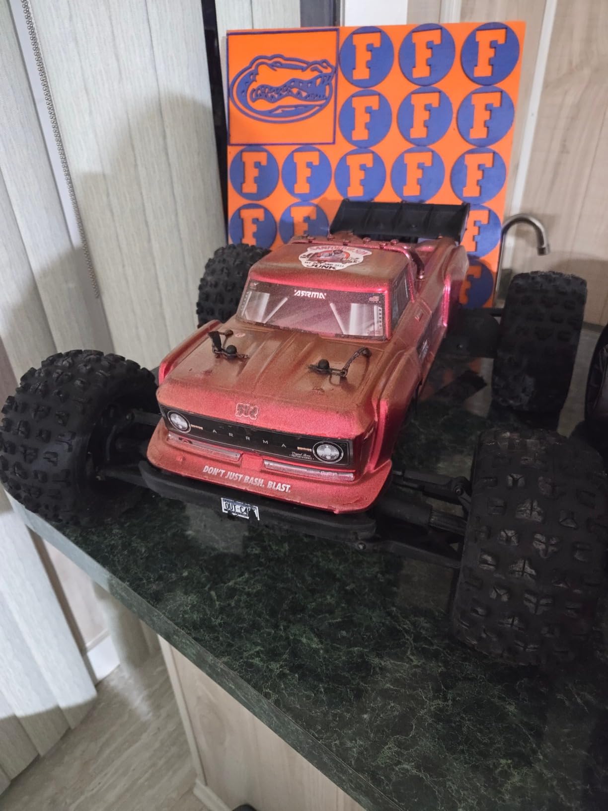 ARRMA RC Truck Outcast 4X4 4S BLX 1/10TH 4WD Stunt Truck RTR (Battery and Charger Not Included), Red, ARA4410V2T4 customer photo 2