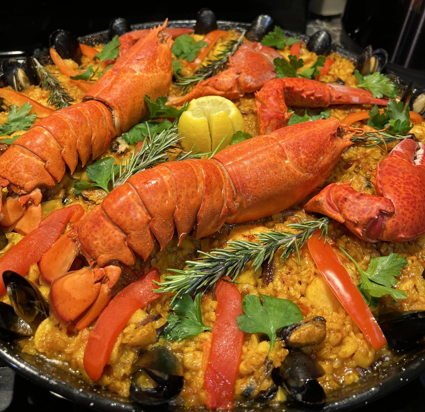 Paelluxe Paella Burner Stand & Regulator Set with 18 Inch Pan -12 Servings | Dual Burner Rings, Individual Heat Control, Windshield & Outdoor Cover Included, CE Certified, Ready to Use Complete Set customer photo 1