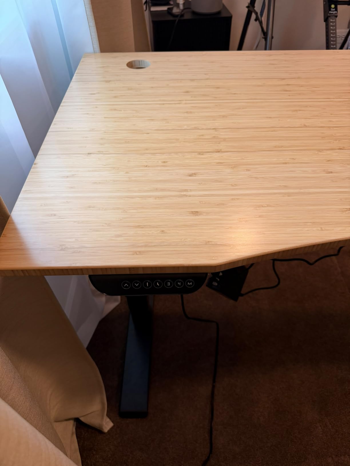 FLEXISPOT E6 MAX Bamboo 55x28 Inch Dual Motor 3-Stage Heavy Duty Standing Desk, 330lbs Weight Capacity, Height Adjustable Desk w/Cable Management & Wheels (Solid Bamboo Desktop + Black Frame) customer photo 2