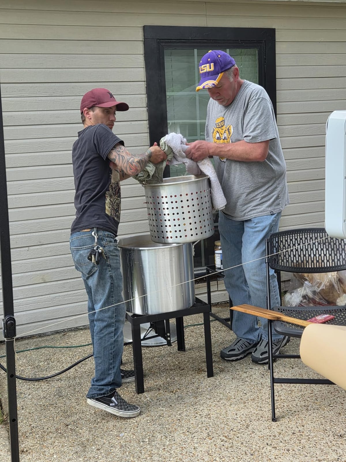 30QT & 10QT Outdoor Fryer | Turkey Fryer | Seafood Boil Pot | 50,000BTU Propane Burner | Aluminum Deep Fryer Pot with Basket customer photo 1