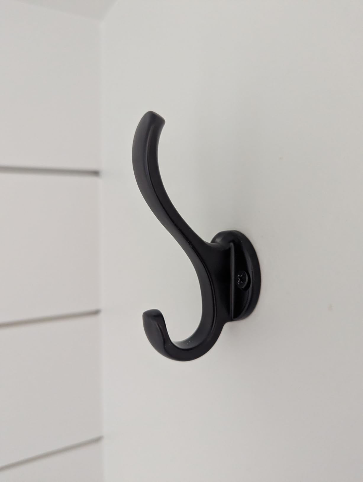 6 Pack Coat Hooks Wall Mount Heavy Duty Utility Retro Double Hooks for Hanging Coats, Hat, Towel, Key, Robe, Scarf, Bag, Cap (Black) customer photo 1
