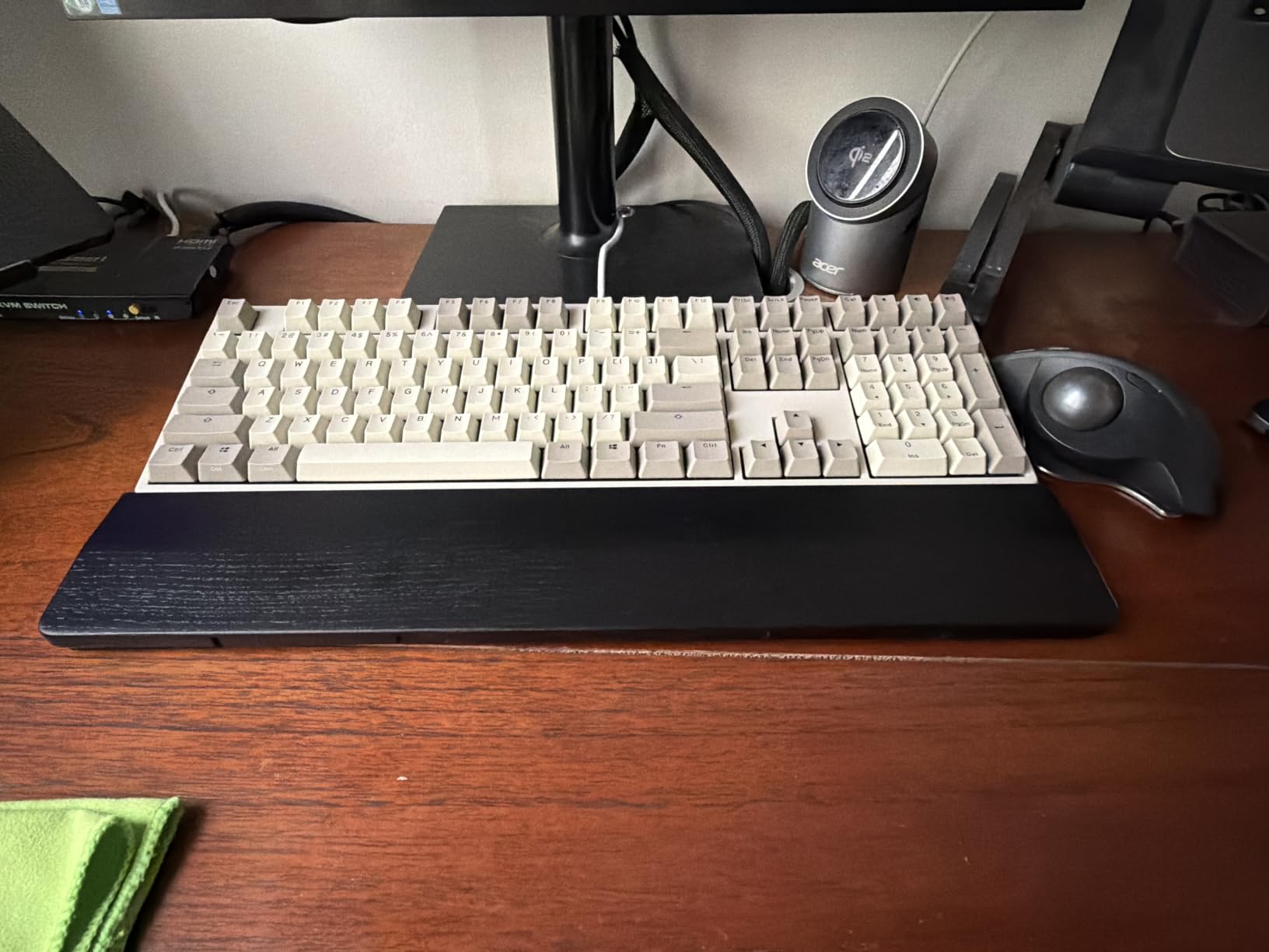 Ducky Origin Mechanical Gaming Keyboard, Cherry MX Brown, Vintage, PBT Doubleshot Keycaps customer photo 1