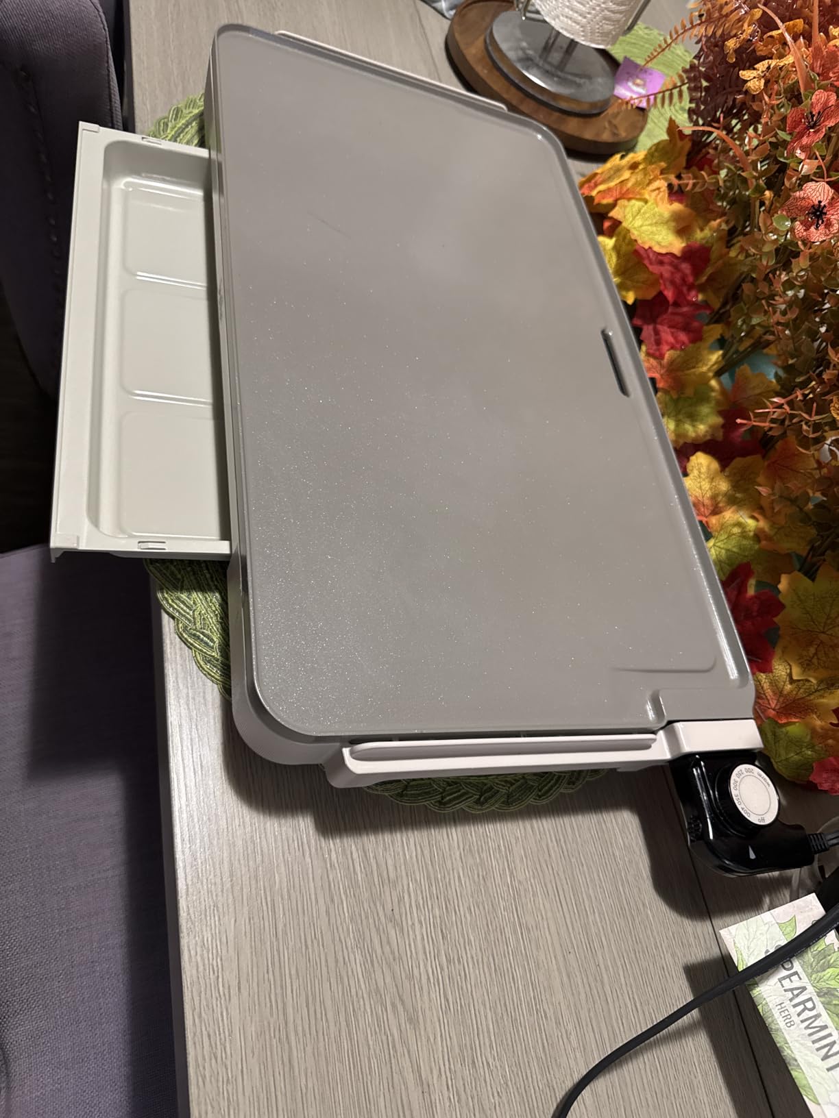 Bella 12 x 22 Electric Griddle with Warming Tray, Ceramic Nontoxic, Oatmilk customer photo 2