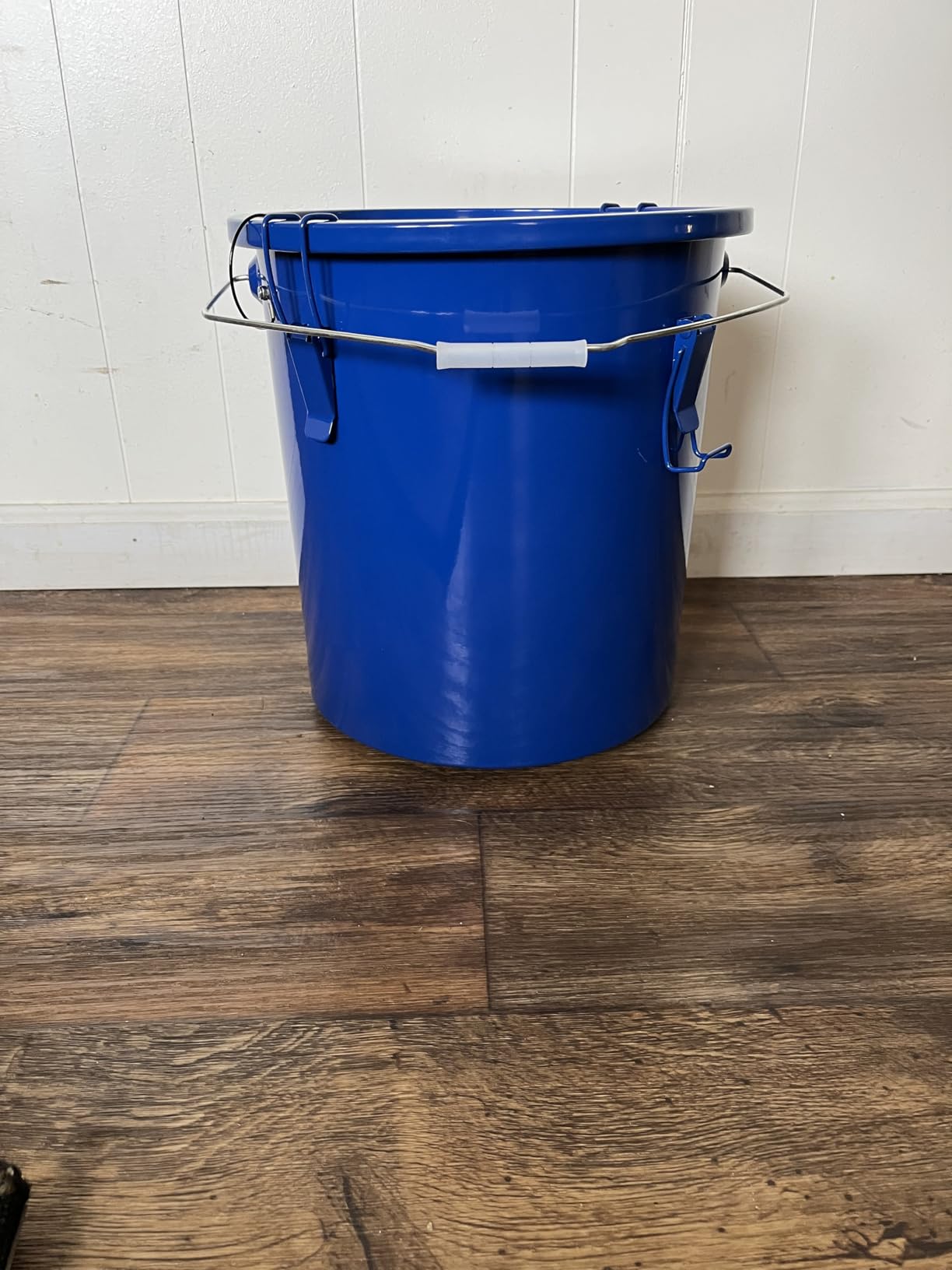 Fryer Grease Bucket - 6 Gal Carbon Steel Oil Disposal Caddy with Rust-Proof Coating, Transport Container with Lid, Lock Clips, Filter Bag for Hot Cooking Oil Filtering customer photo 1