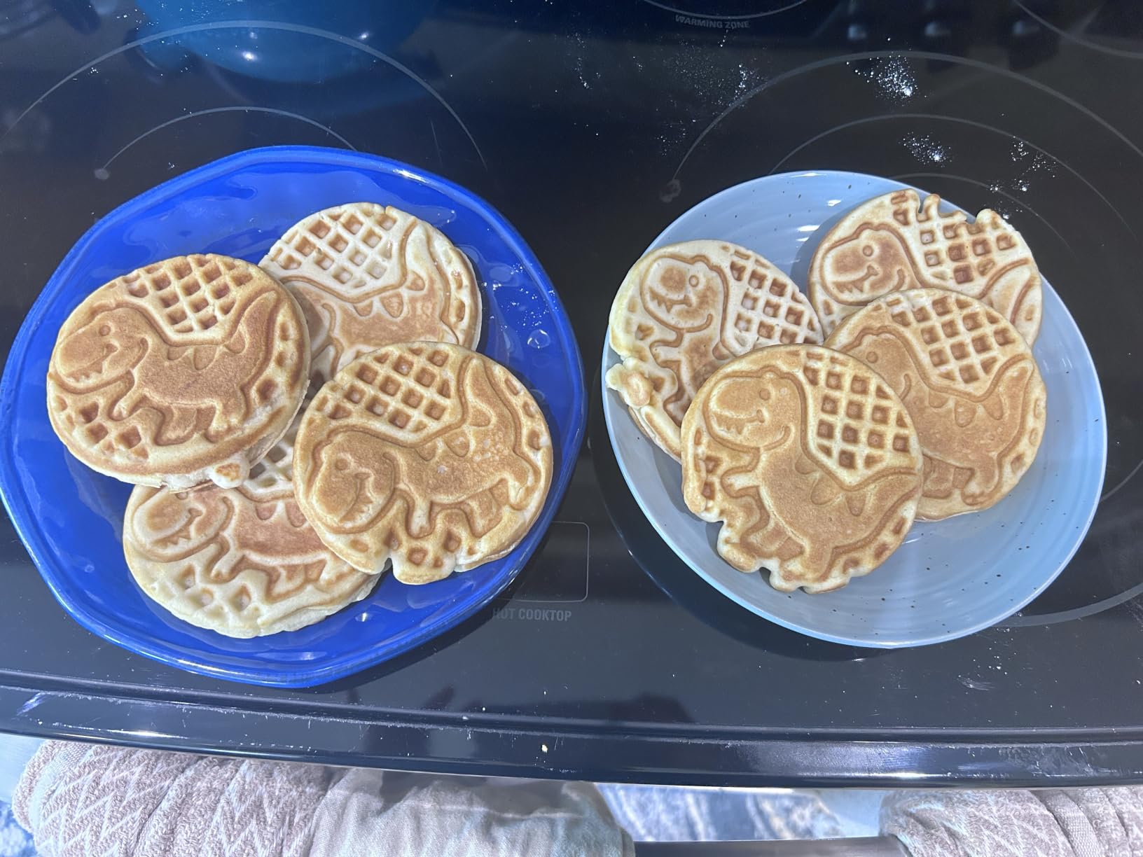 MultiMaker Mini Waffle Maker, Removable Waffle & Griddle Plates, Aqua | Mini Pancake Maker for Kids; Interchangeable Plates Cook Pancakes, Eggs, Snacks, and Fun Unicorn & Dinosaur Waffles customer photo 1