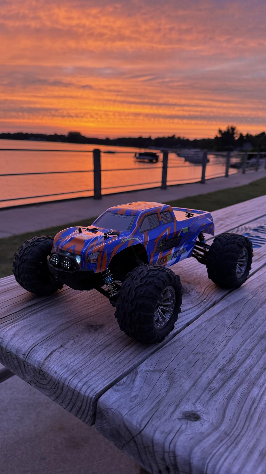 Hosim 1/10 RC Car for Adults & Boys 48+KMH, Electric Remote Control Car High Speed Large RC Truck 4X4 Off-Road All Terrains Waterproof Monster Trucks, Hobby RC Cars Toys Gifts for Boys 8-12 customer photo 1