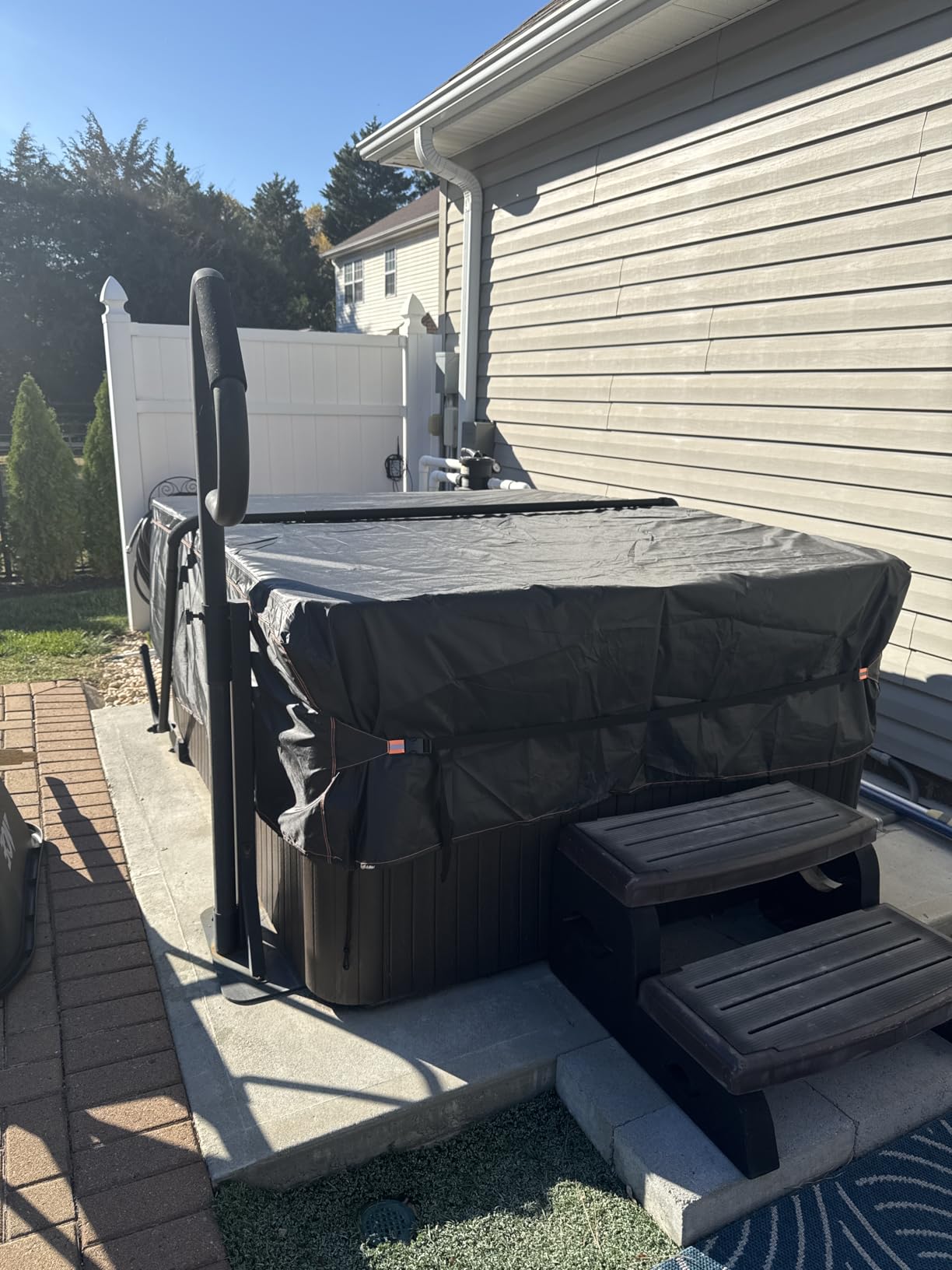 Enzeno Outdoor SPA Hot Tub Cover Waterproof Square 86 x 86 inch fit 84 x 84 or 83 x 83 or 82 x 82 or 7 ft x 7 ft 420D Heavy Duty Cub Hot Tub Lid Protectors Protective Cover Cap customer photo 1