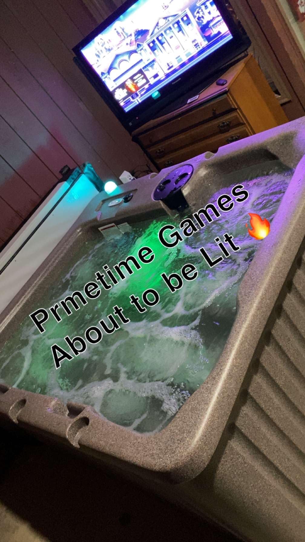 Aqualife Current Outdoor Hot Tub, Free Extras, Fits 4-Adults, Plug and Play Spa, Free Cover Included customer photo 1