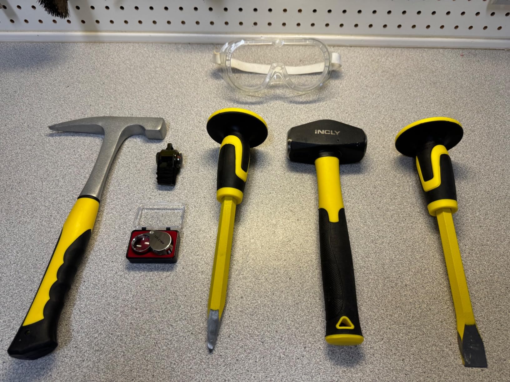 INCLY 7PCS Geology Rock Pick Equipment Kit, Rock Hammer and Chisel Set | 3lb Sledge & 32 oz Rock Hammer, 2PCS 12