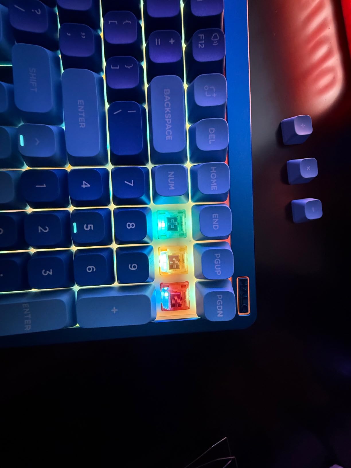 NuPhy Halo96 V2 Wireless Keyboard, Gasket Structure, 96% Hot Swappable Gaming Keyboard, 99 Keys RGB Backlit Mechanical Keyboard, Support QMK/VIA, Bluetooth/USB-C/2.4GHz - Green, Lemon Switches (55gf) customer photo 2