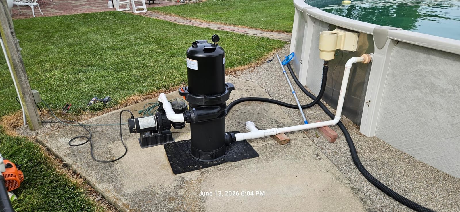 VEVOR 2026 Cartridge Pool Filter Tank & Element | Large 50Sq. Ft Cleaner System for Above Ground & Inground Pools | Compatible with Pumps 1/3 to 1 HP | Up to 2483 GPH | for Pools Up to 19866 Gallons customer photo 1