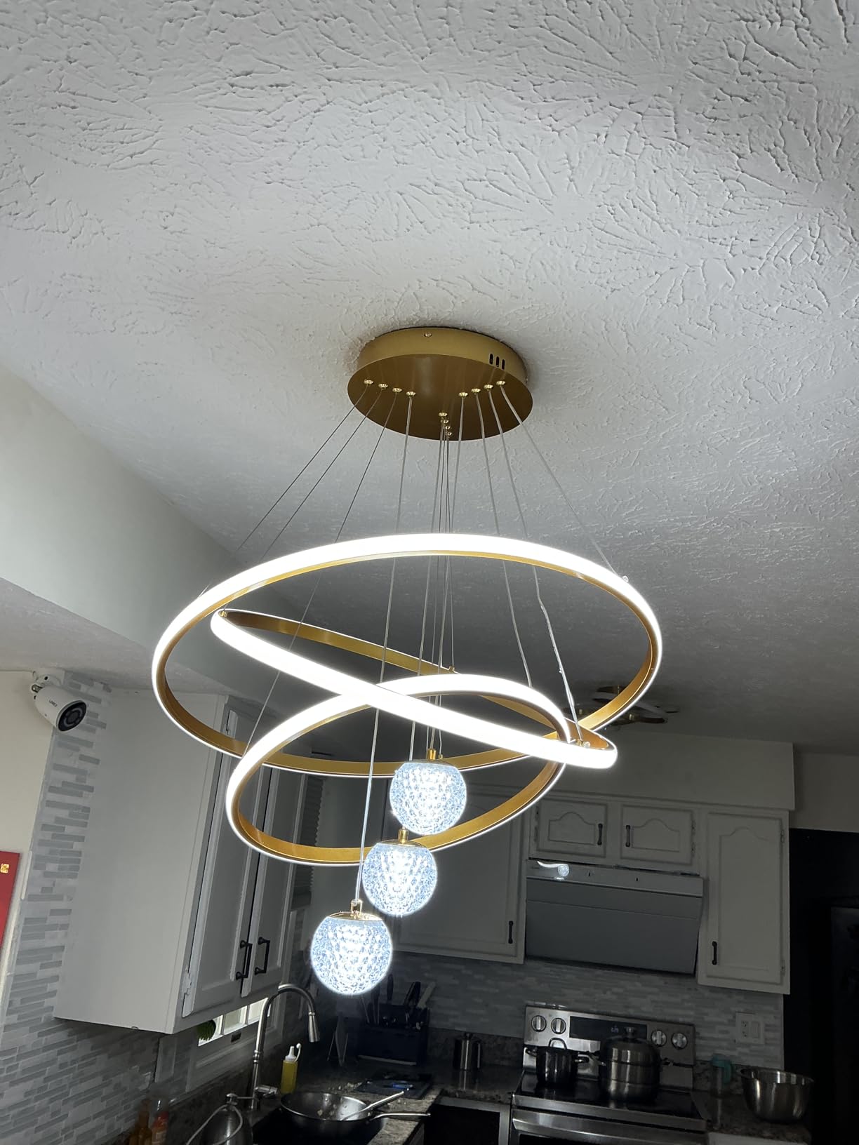 ORANOOR Modern LED Pendant Lights, Dimmable 47in Linear LED Chandelier Lighting, Upgraded Black & Gold Dining Room Hanging Light Fixtures Kitchen Island Globe Pendant Light for Dining Table (4200lm) customer photo 1