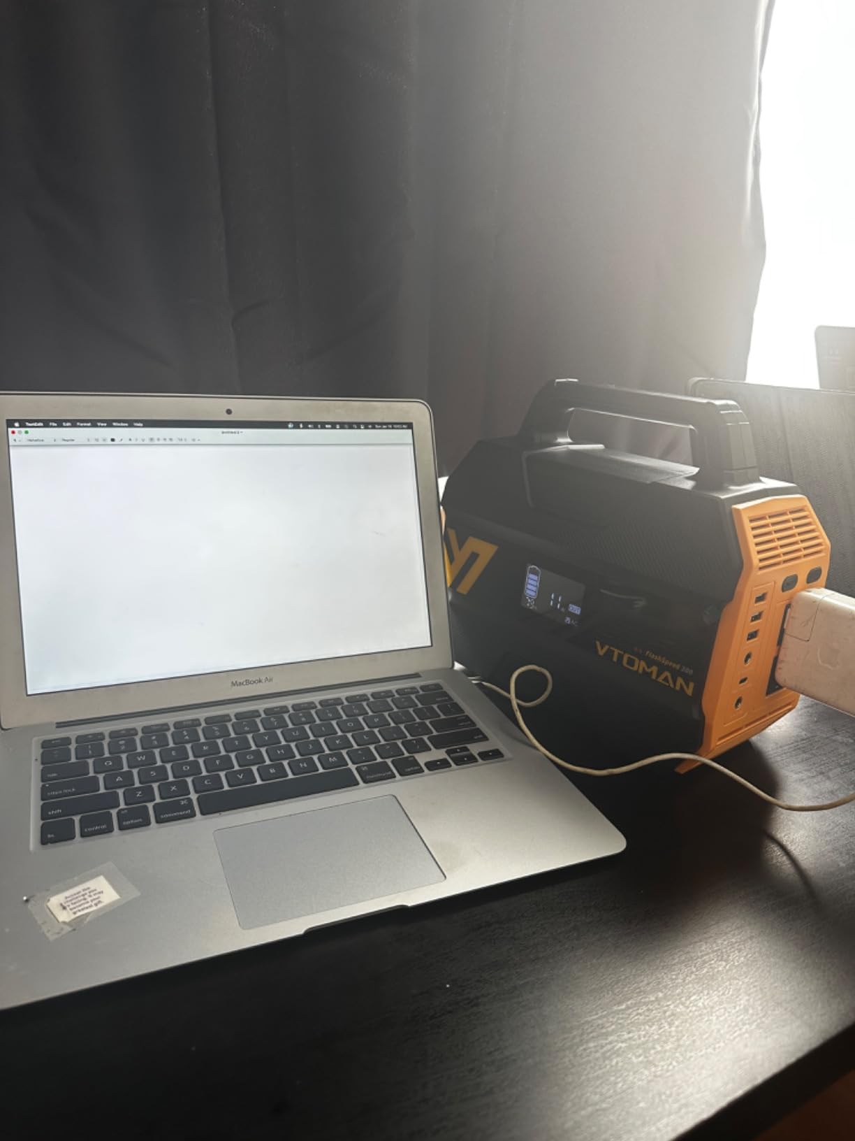 VTOMAN FlashSpeed 300 Portable Power Station, 300W 230Wh LiFePO4 Battery | 3000 Life Cycles, 600W peak, 100W PD USB-C, Fast Charge, 6 Outputs, Outdoor Camping, Home Backup, RV, Off-Grid customer photo 2