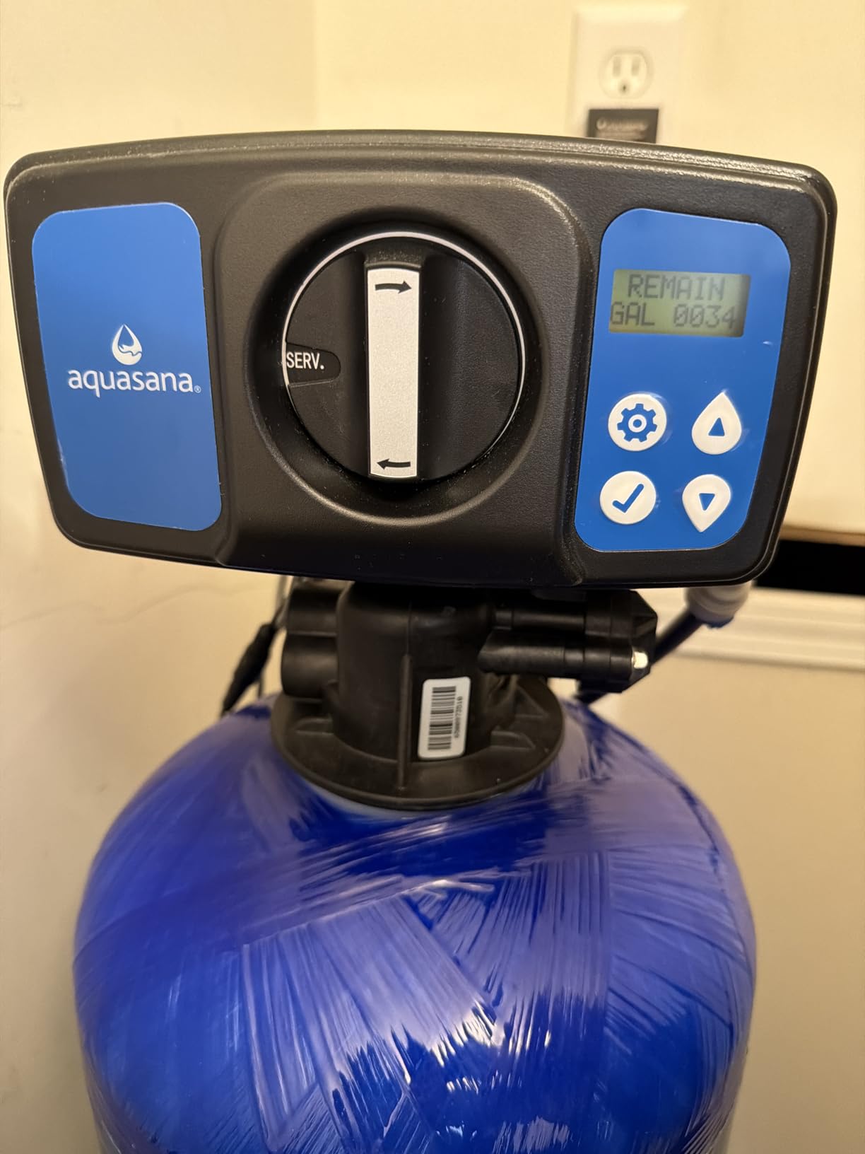 Aquasana SimplySoft Whole House Water Softener | 40K Grain | WH-SF40-BASE | Hard Water Reduction | 15.5 GPM | Metered Regeneration | Salt-Saving Efficiency | Base Tank & Cabinet | 5/10-Year Warranty customer photo 2