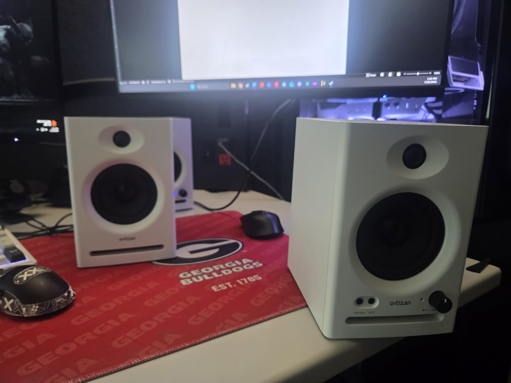 C7 Powered Studio Monitors Pair with Bluetooth 5.3, Black - Compact Active Monitors for Music Production customer photo 1