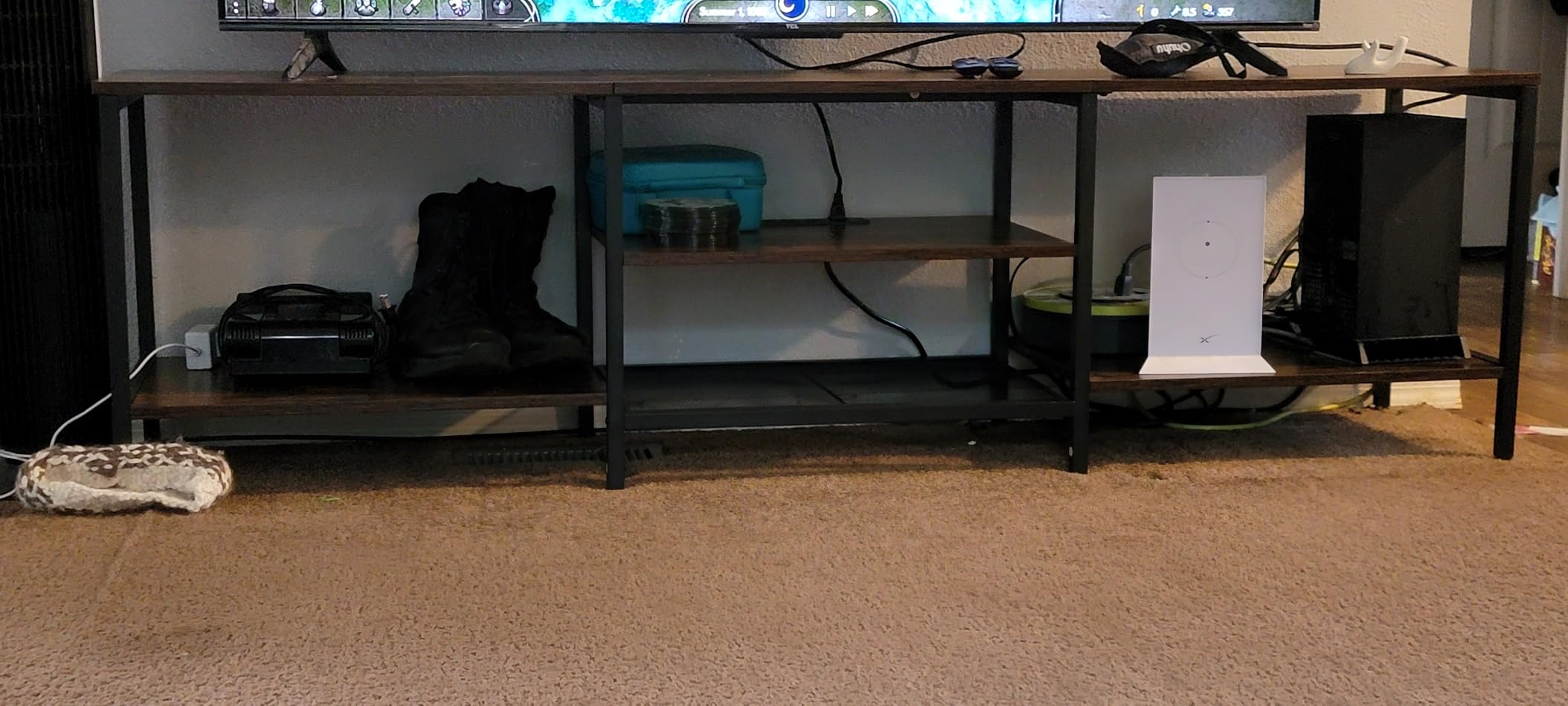 HOOBRO TV Stand with Power Outlets to 75 Inches, TV Console Table with Open Storage Shelves Cabinet, Industrial Media Entertainment Center for Living Room Bedroom, Black BB80DS01 customer photo 2